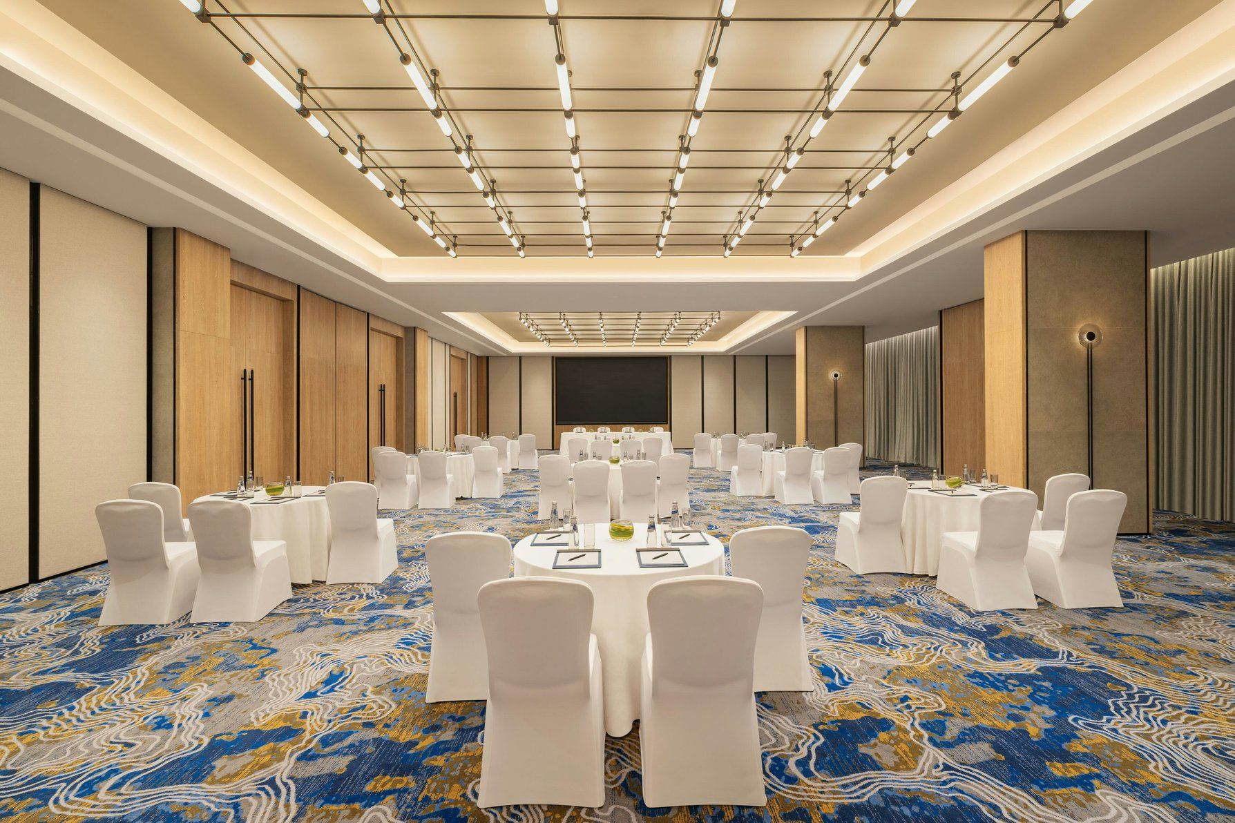Symphony, Meetings, Corporate Setup