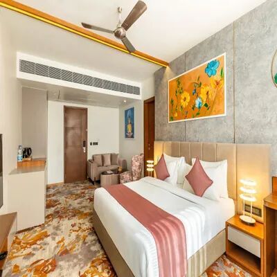 Premium Suite with Bathtub