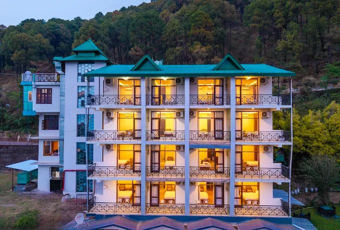 White Panda Hotels Karnika Resort