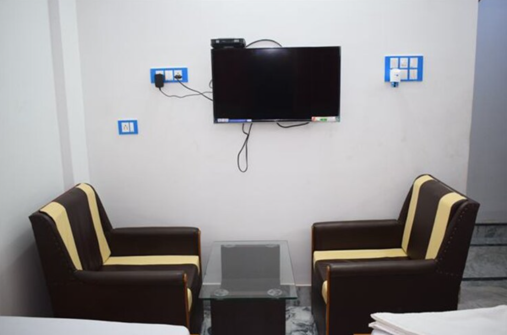 Hotel Debdutta Standard Double NON AC 6