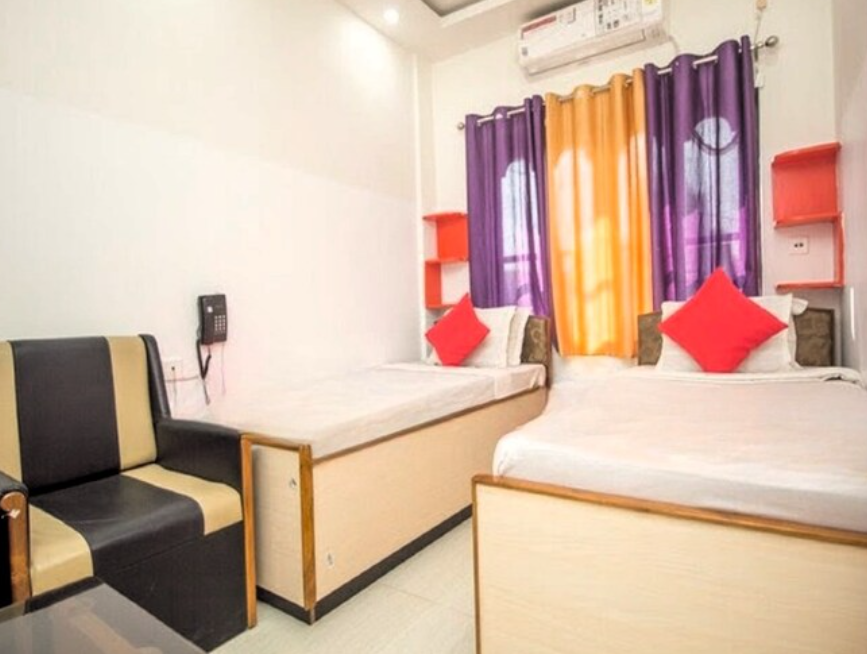 Hotel Debdutta Standard Double NON AC 2