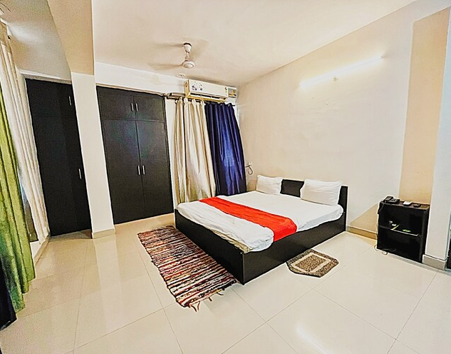 Classic Room with Shared Washroom