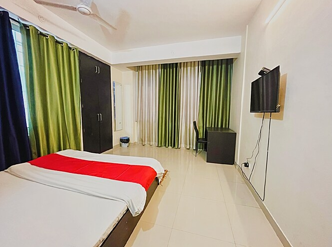 Classic Room with Shared Washroom