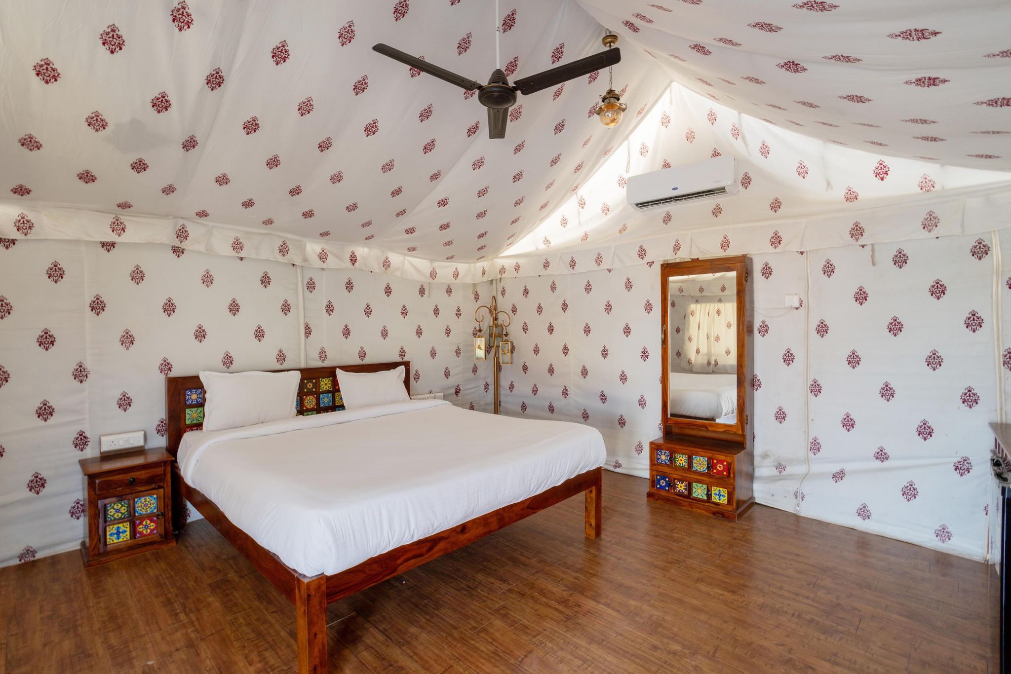 10-Bed Mixed Dormitory Room
