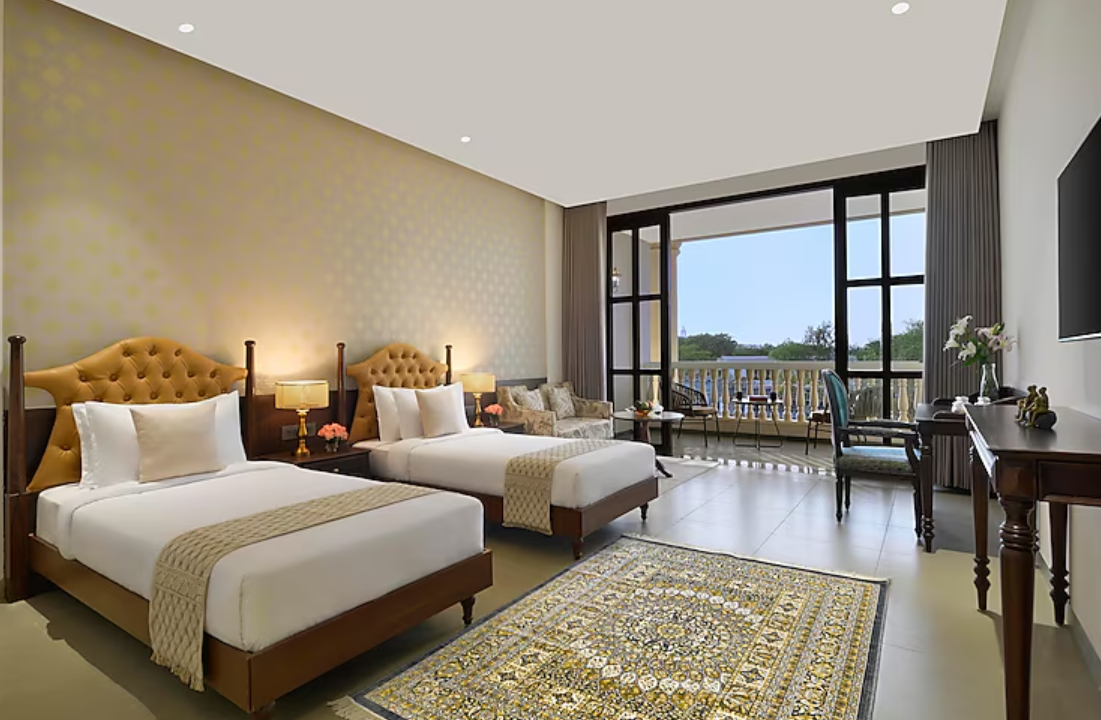 Deluxe Room Twin Bed