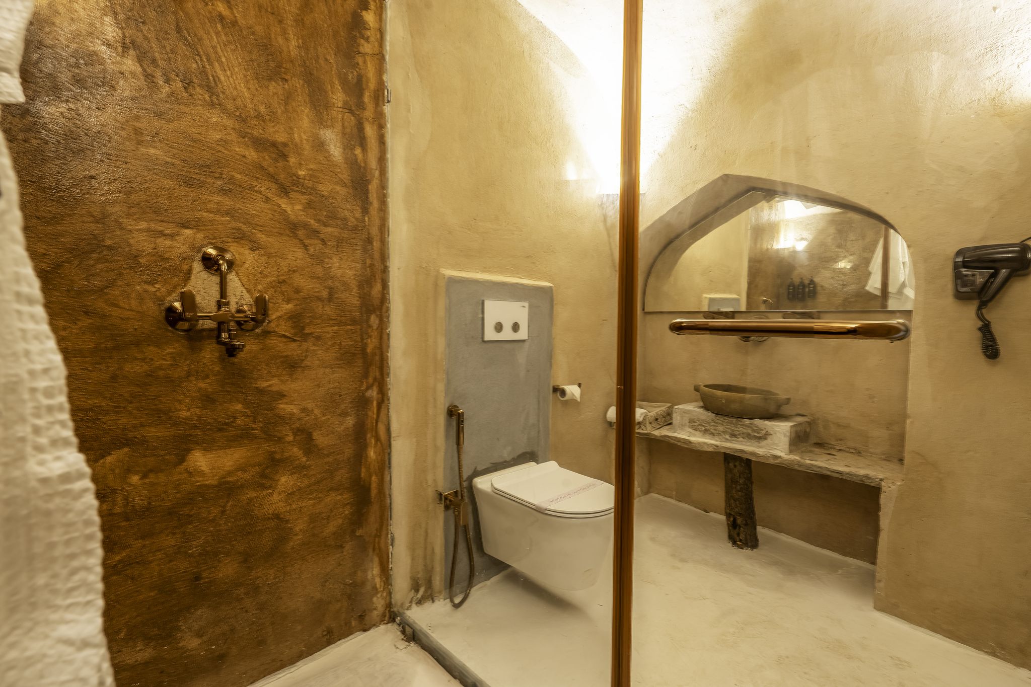 Sunanda By 1810AD - A Boutique Organic Retreat Presidential Suite  9