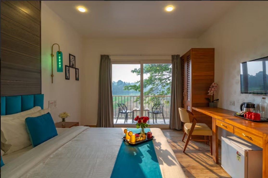 Deluxe Room with Balcony