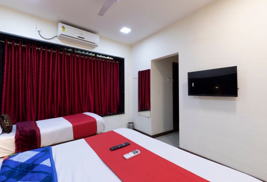Nityanand Hotel
