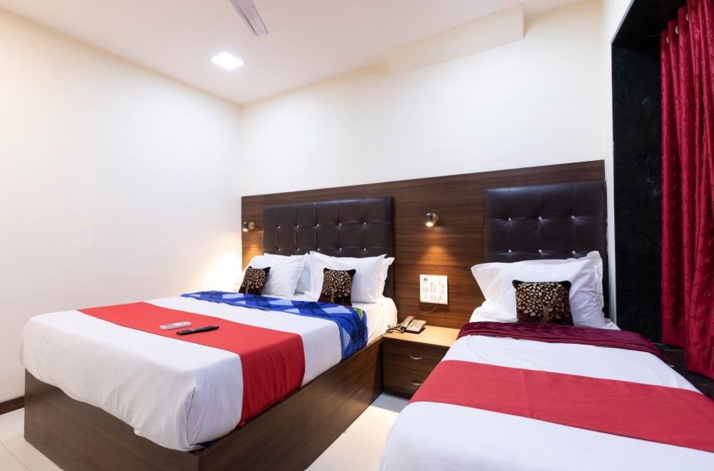 Nityanand Hotel