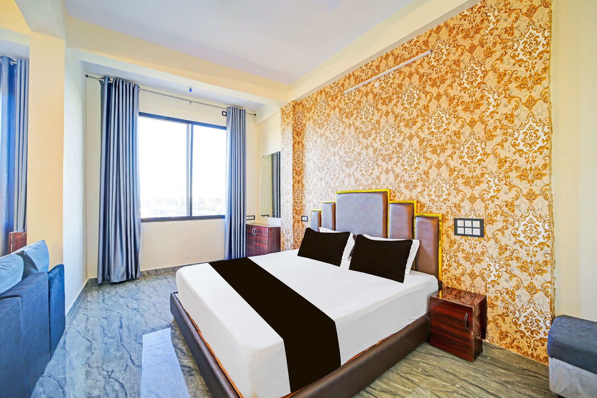 Super Hotel O by OYO York Residency Classic 4