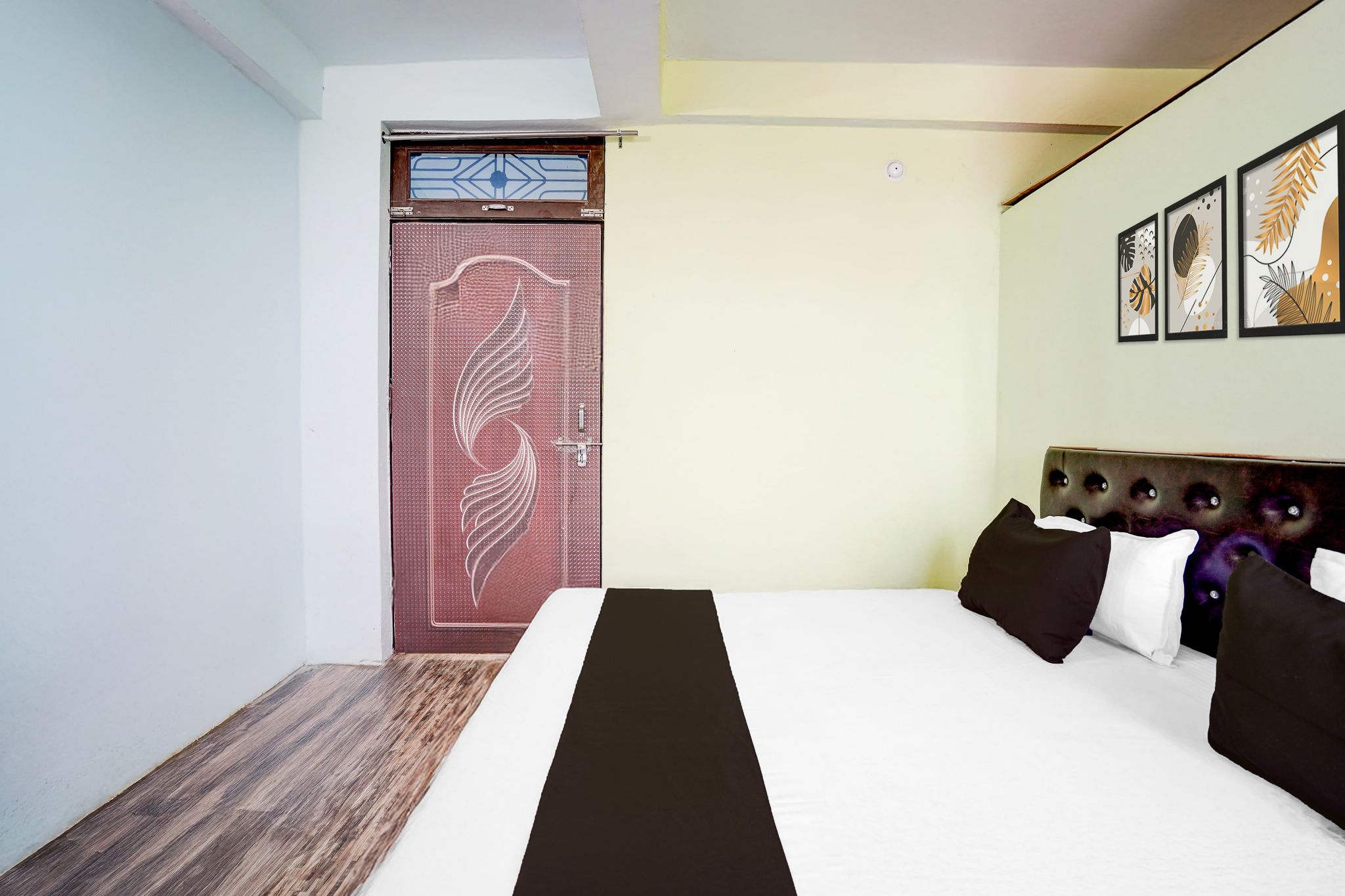 The Guest Hotel Classic 17