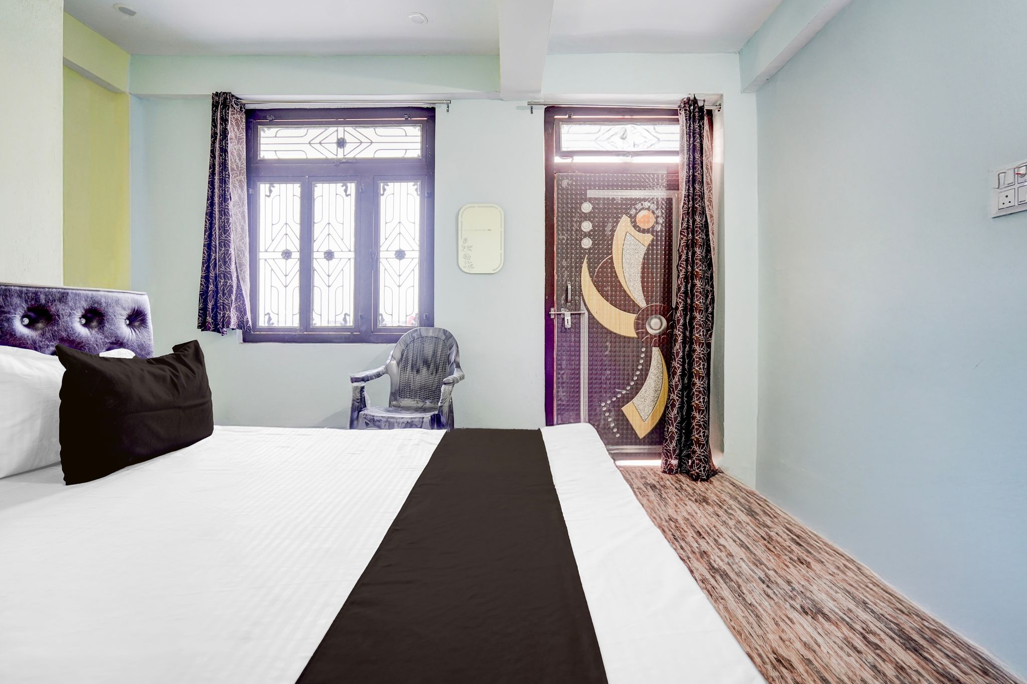 The Guest Hotel Classic 6