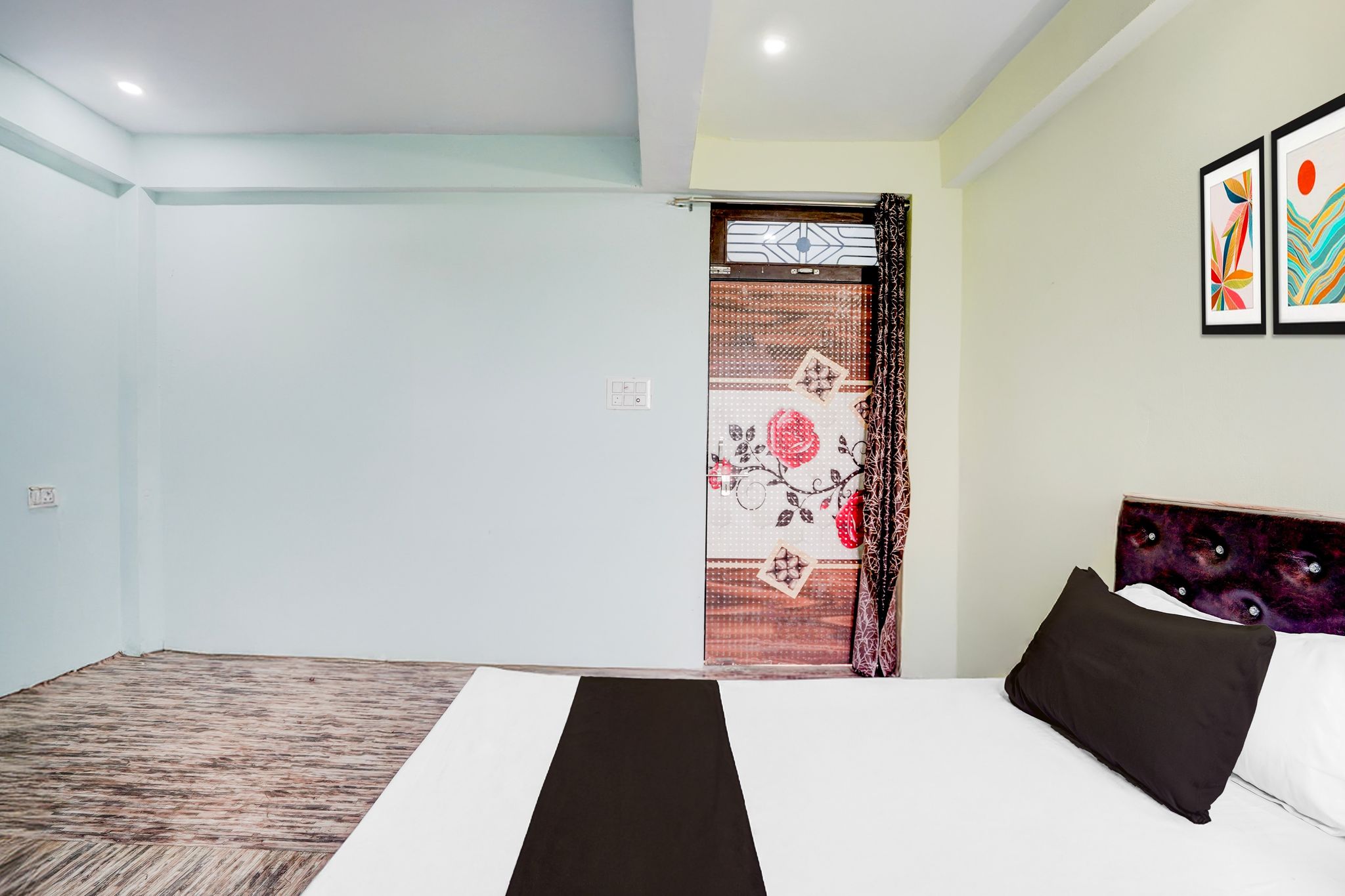 The Guest Hotel Classic 10