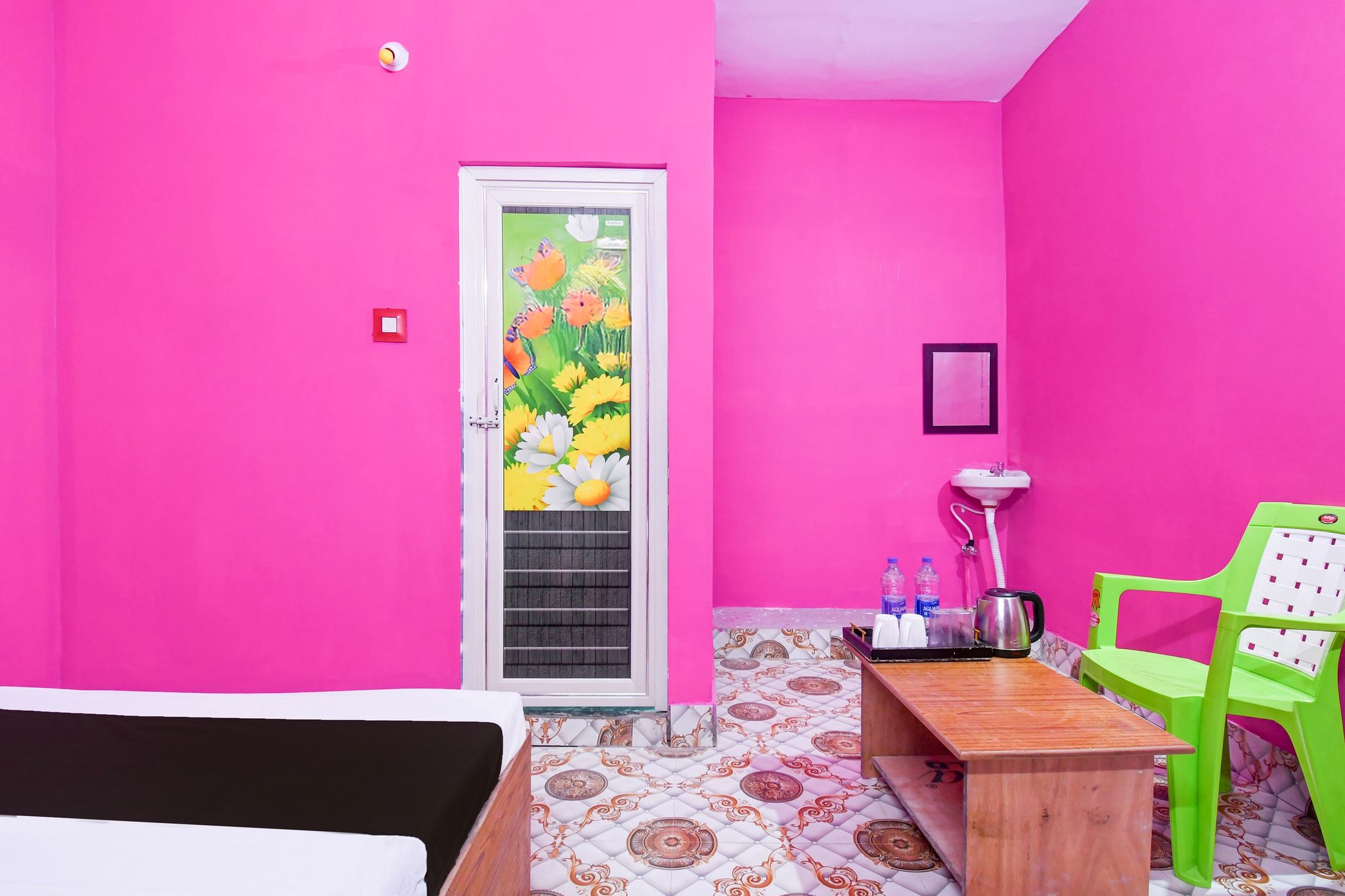 Hotel O by OYO Sun Perfect Lodge Classic 12