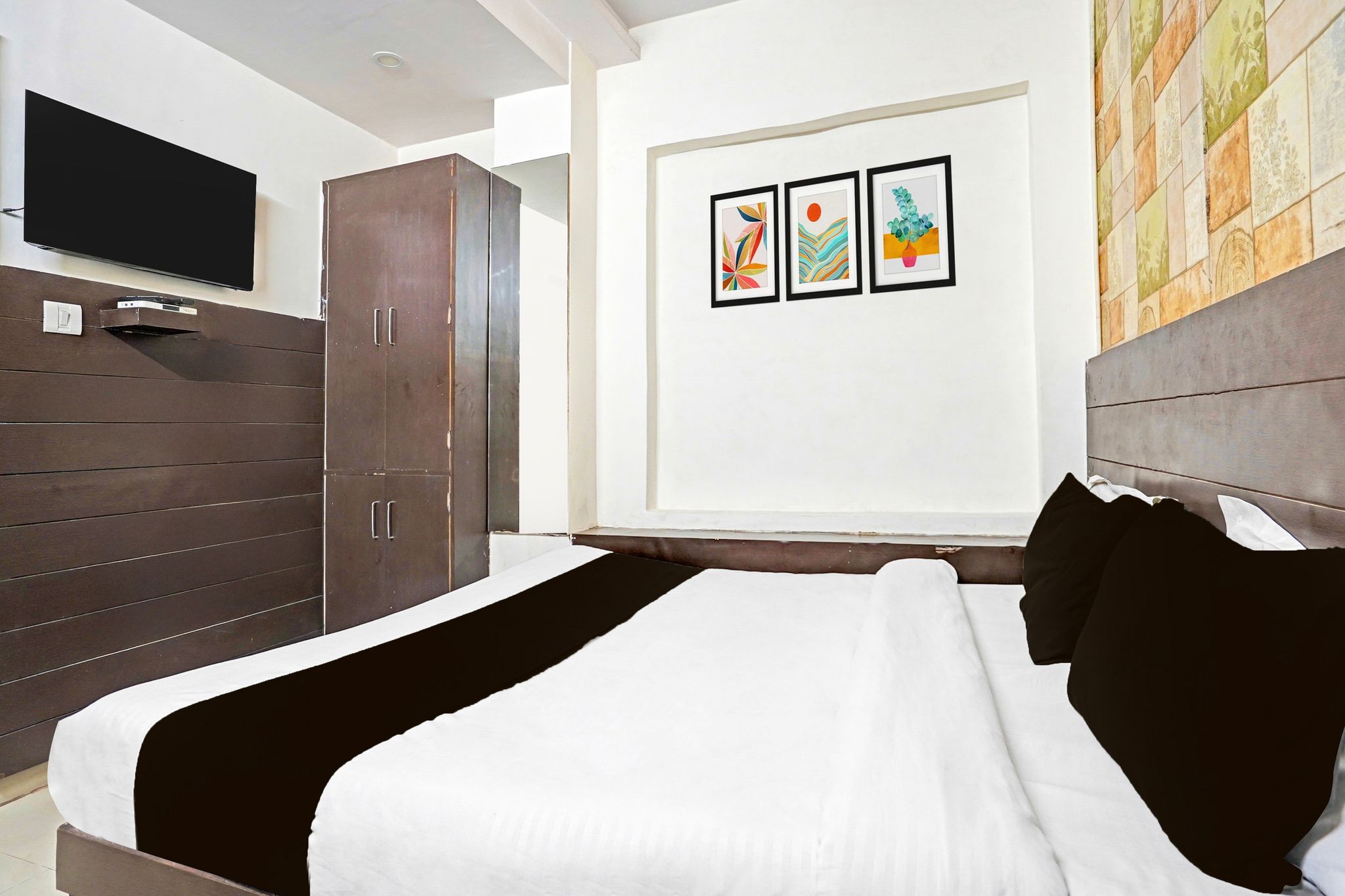 Collection O Prabhat Nagar Bareilly Classic 5