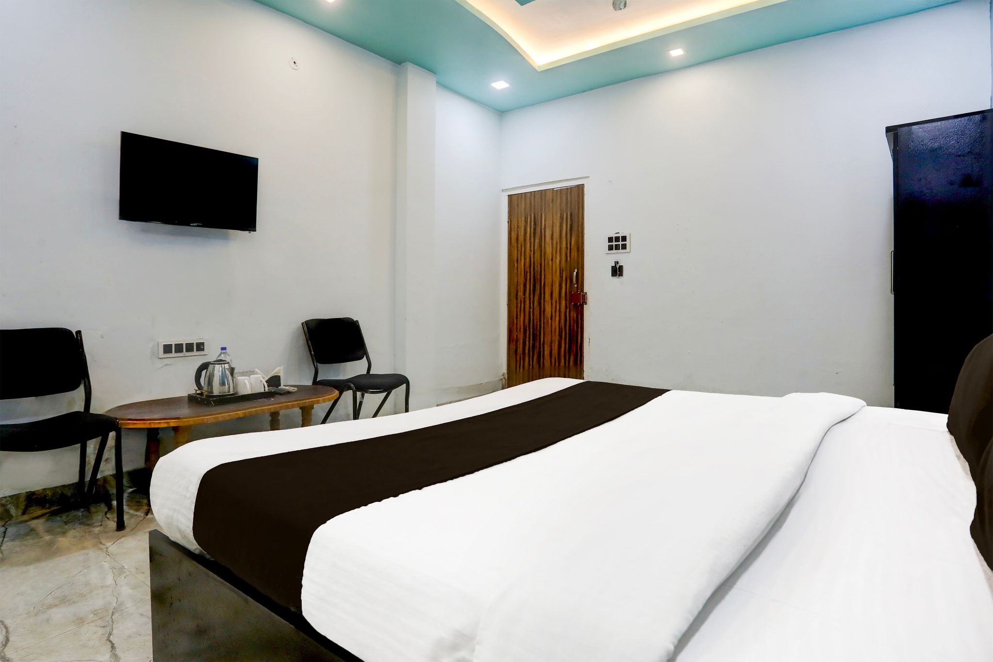 Hotel O by OYO MK2 Hotel and Restaurant Classic 10