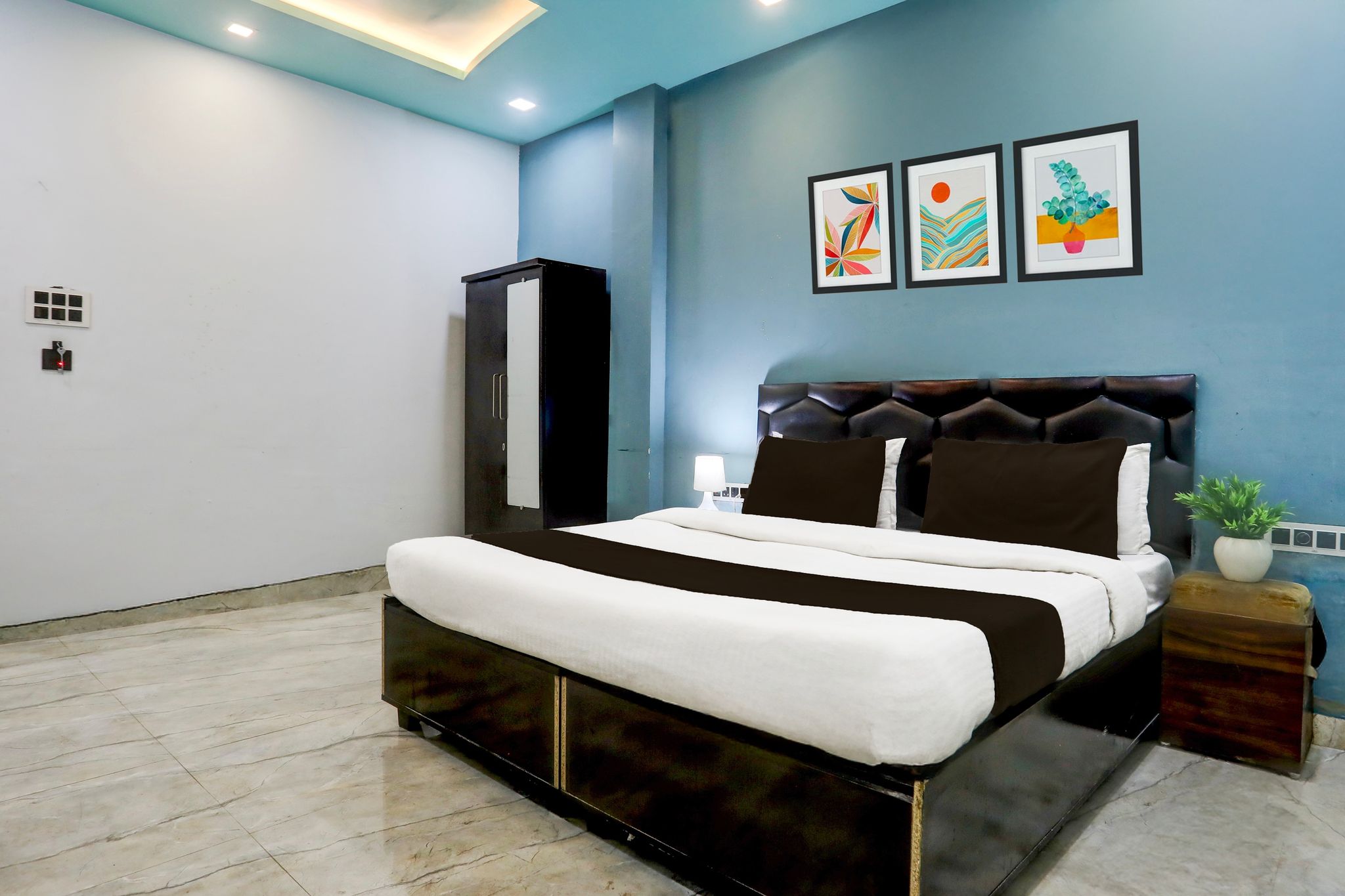 Hotel O by OYO MK2 Hotel and Restaurant Classic 11