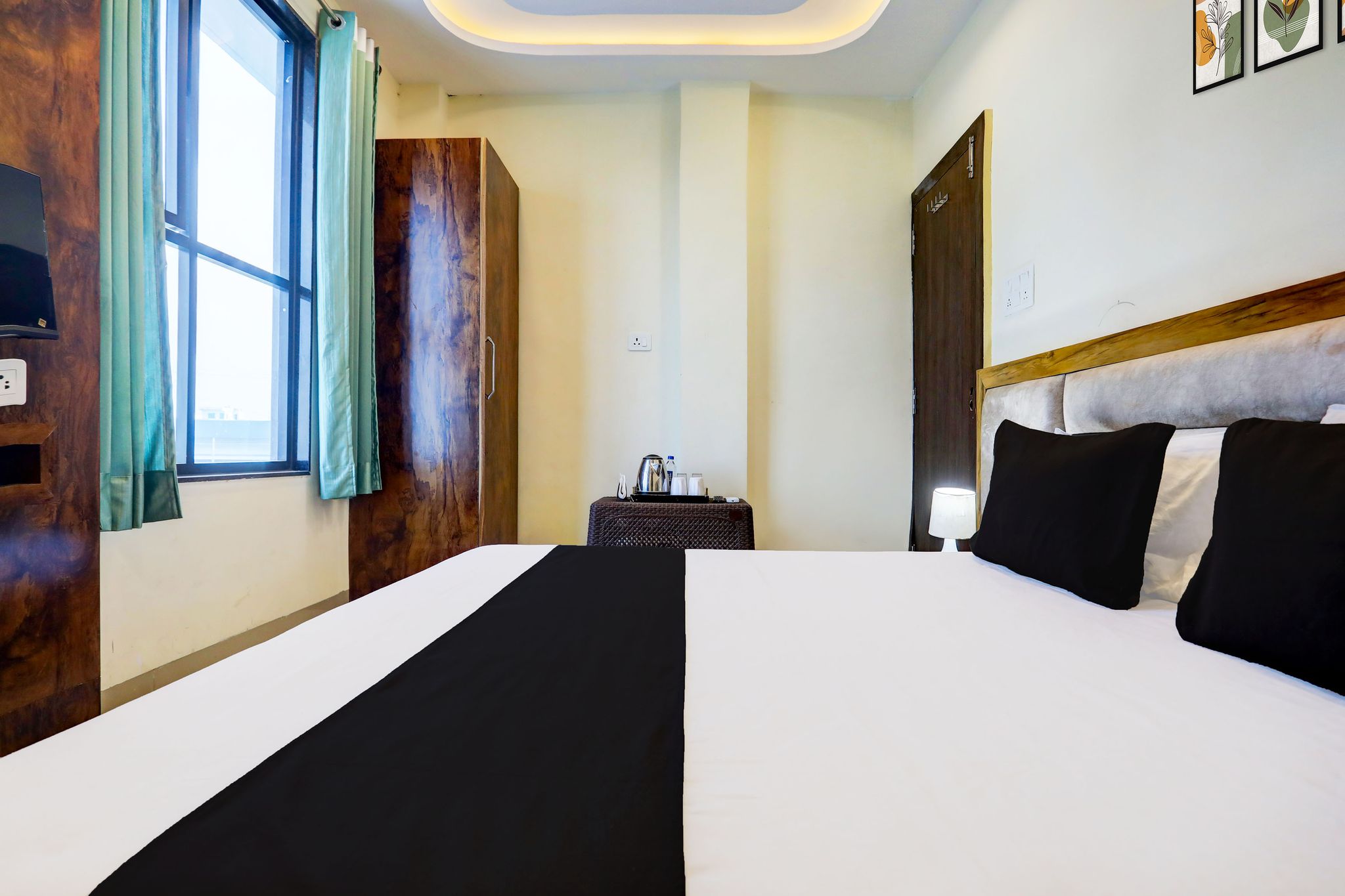 SPOT ON Hotel Shree Ji Classic 13