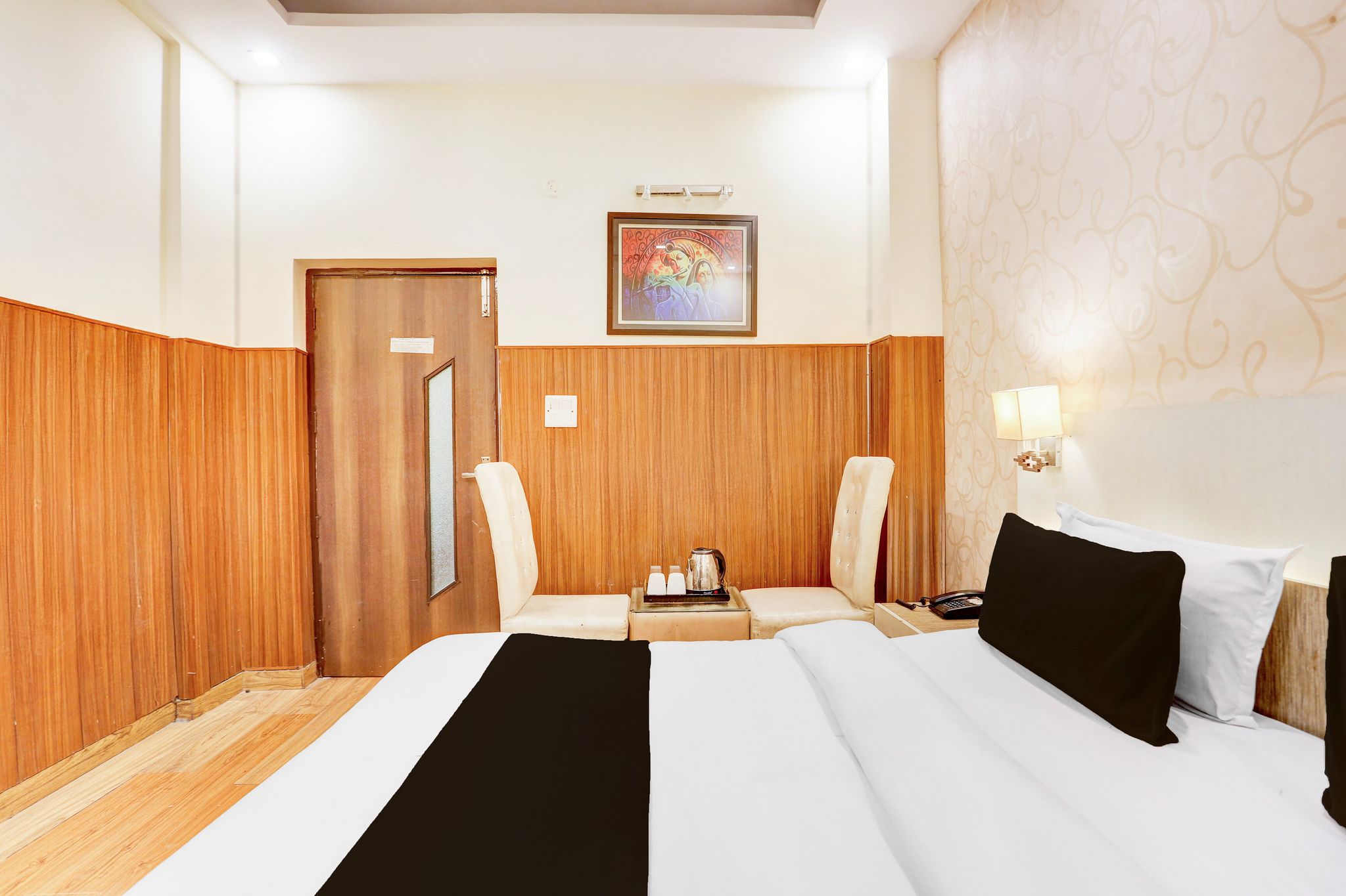 Super Townhouse Brahma Sarovar Formerly Krishna mahal Classic 9