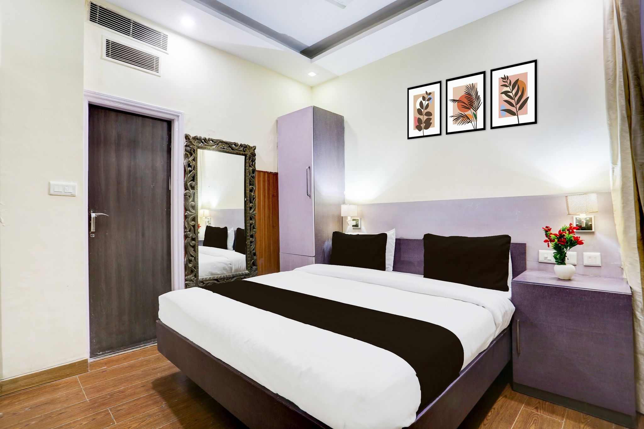 Super Townhouse Brahma Sarovar Formerly Krishna mahal Classic