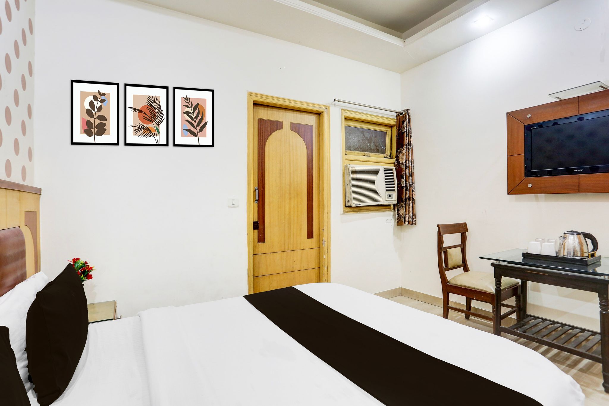 Super Hotel O New Delhi Railway Station Formerly Le Alfanso Deluxe