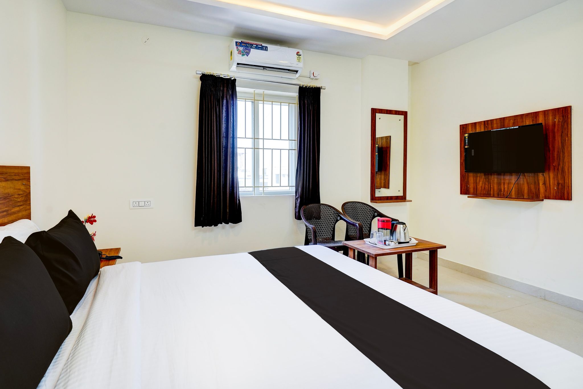 Super Hotel O Sri Balaji Residency Classic 10