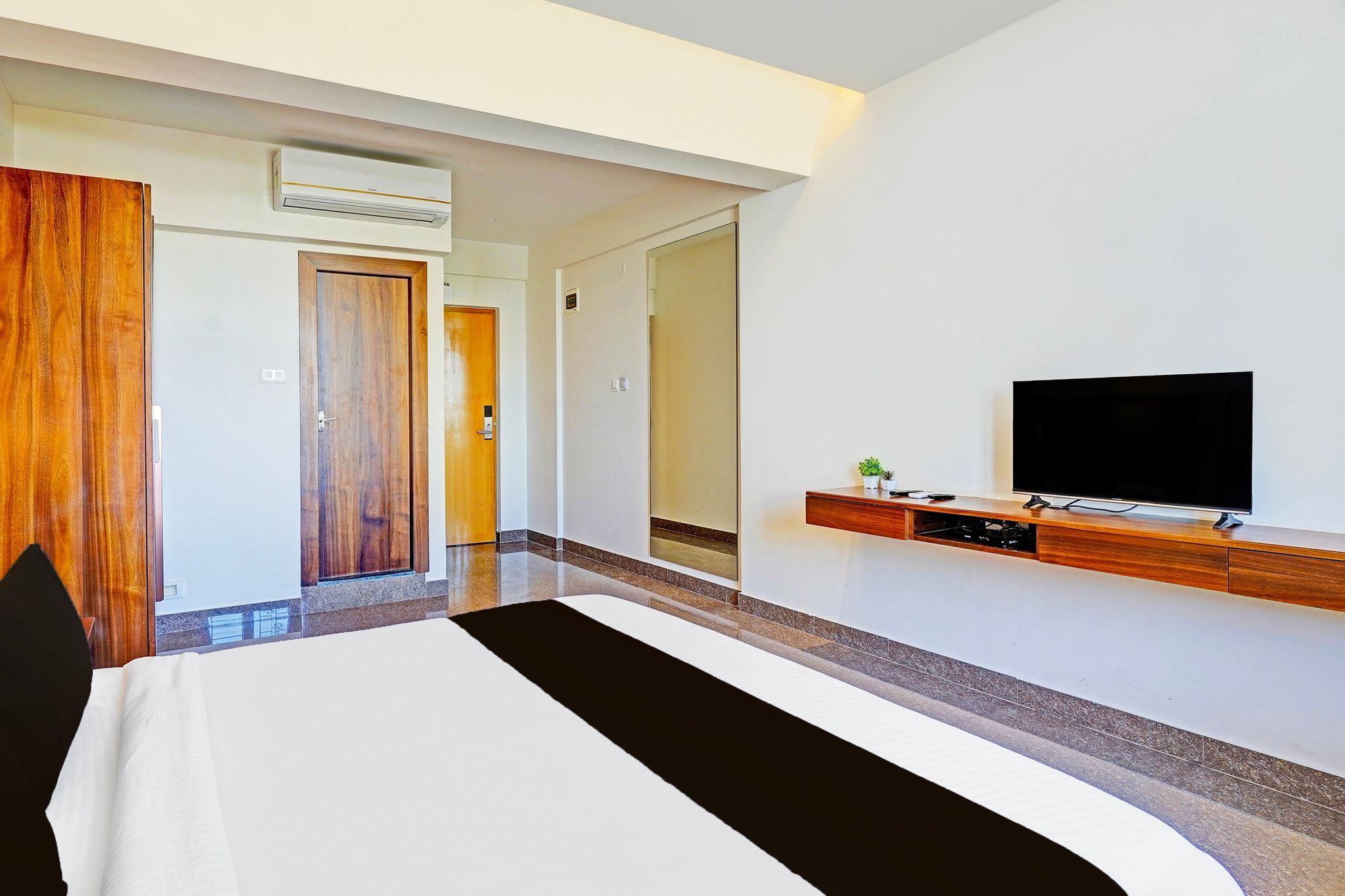 Super Townhouse Oak Electronic City Formerly Hotel Trubell Classic 14