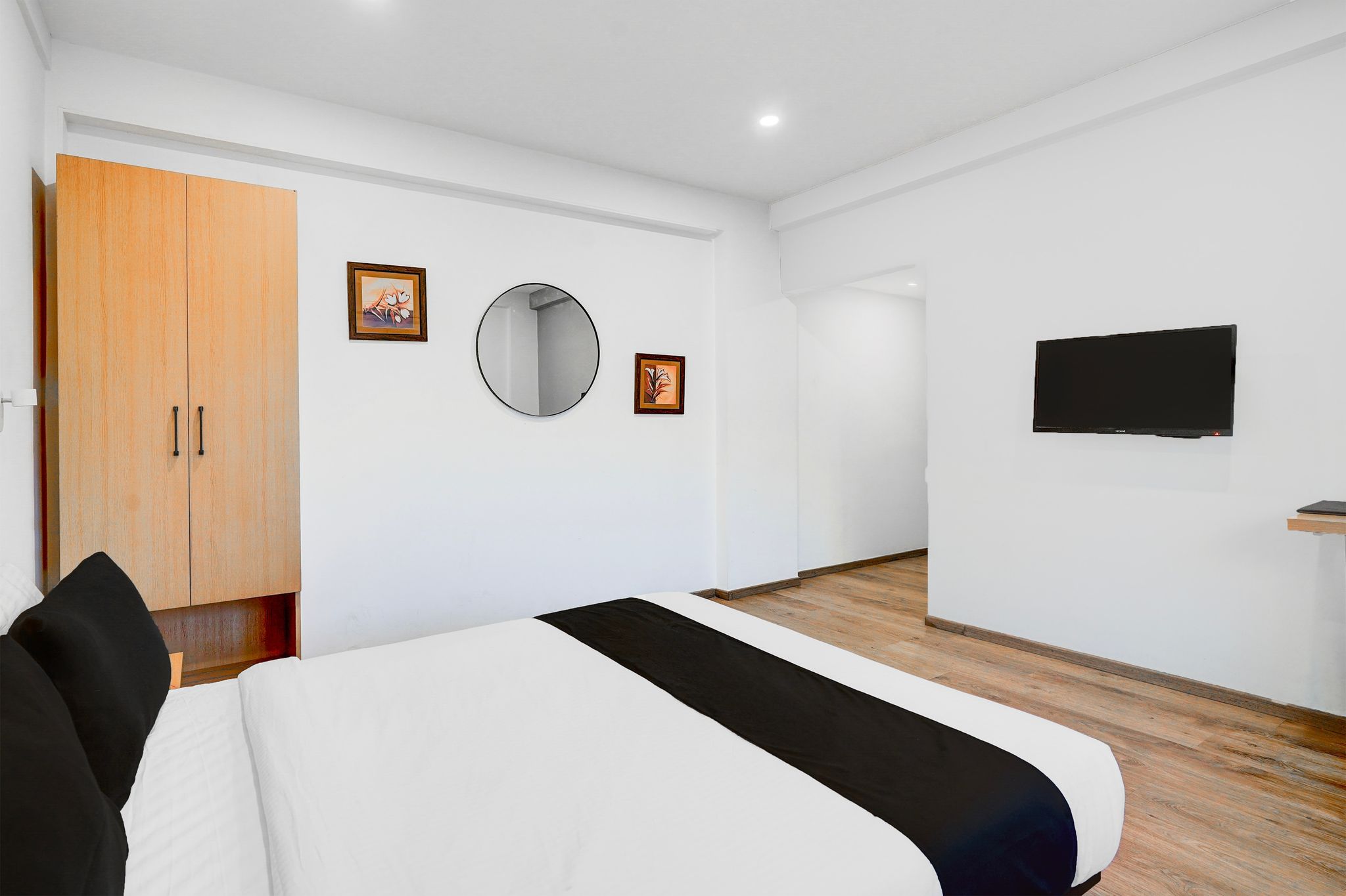 Super Townhouse Kanakpura Road Formerly Panchavati Comforts Classic 9