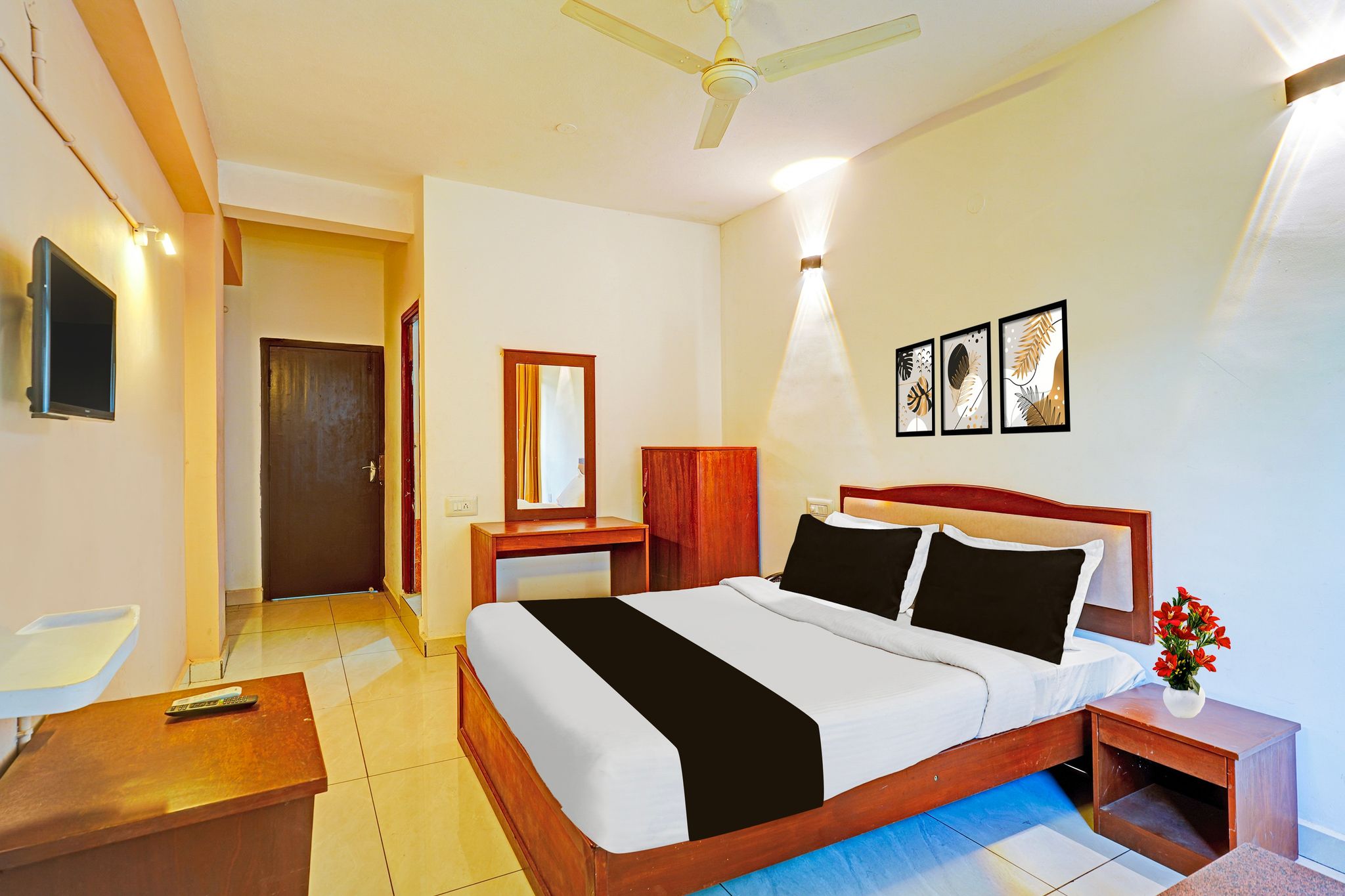 Super Townhouse Madikeri Fort Formerly Hotel Raj Classic 4