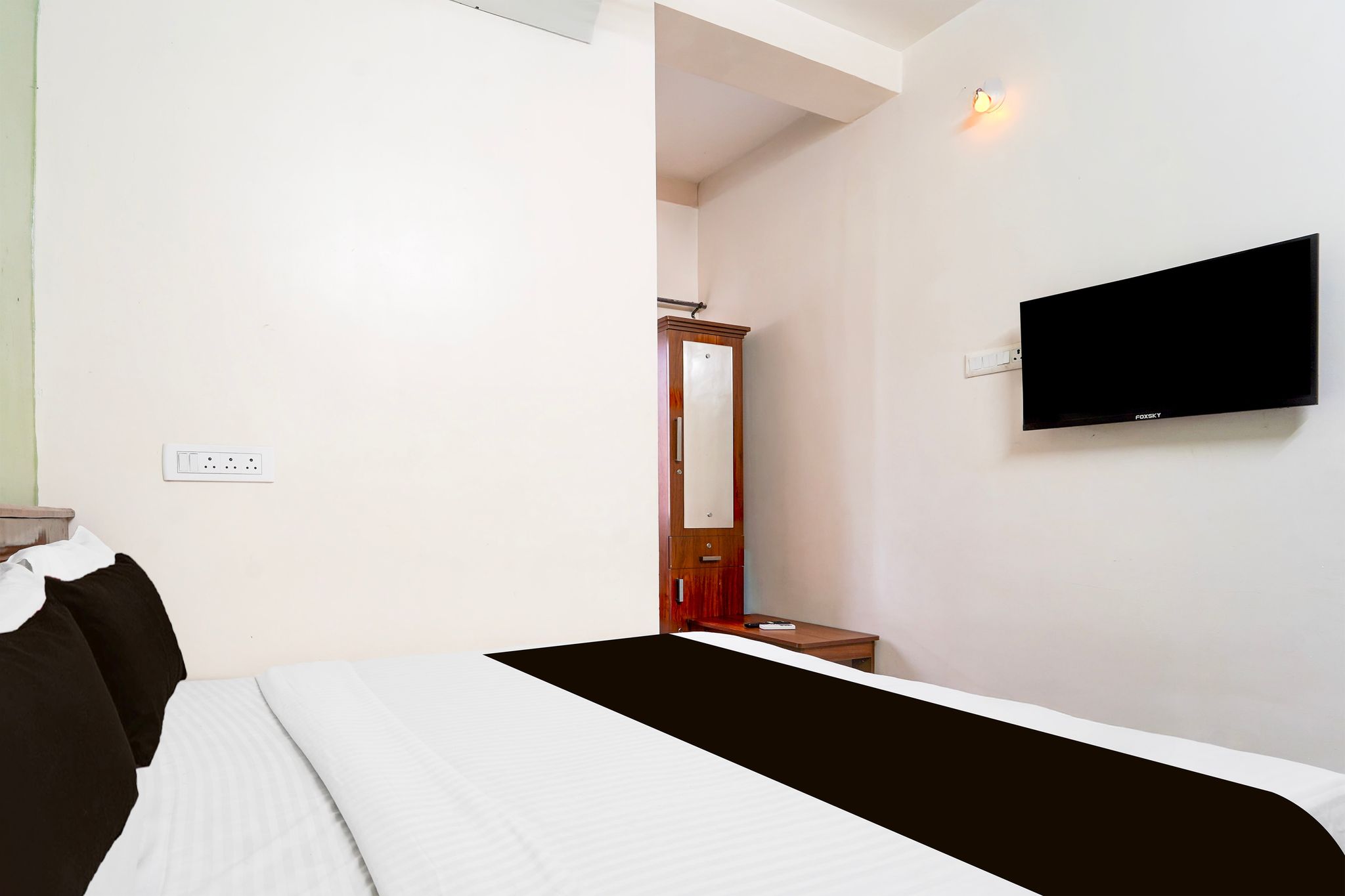 Super Hotel O Central Zone Vishwanathapuram Formerly Green Nest Classic 9