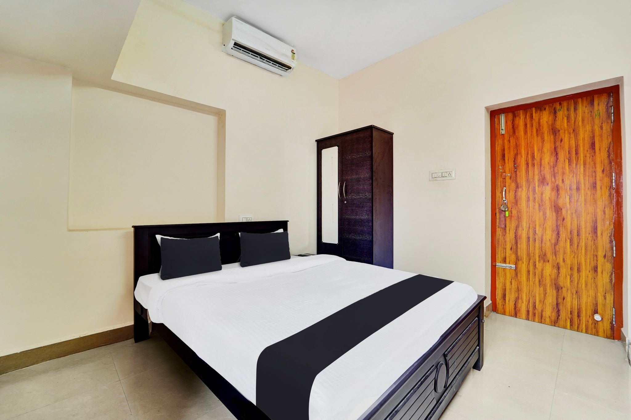 Super Hotel O Viswapuram Classic 8