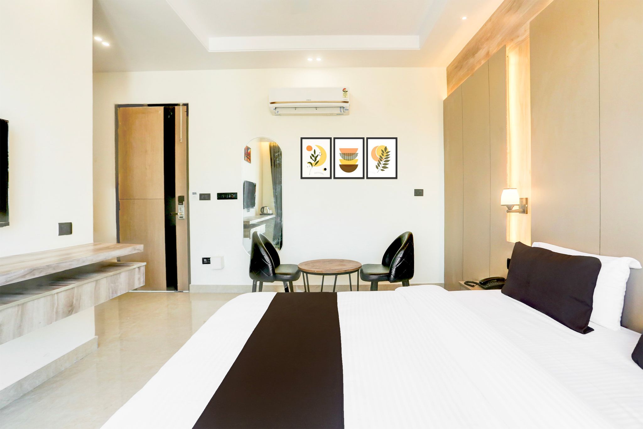 Super Townhouse ISBT Dehradun Classic 10