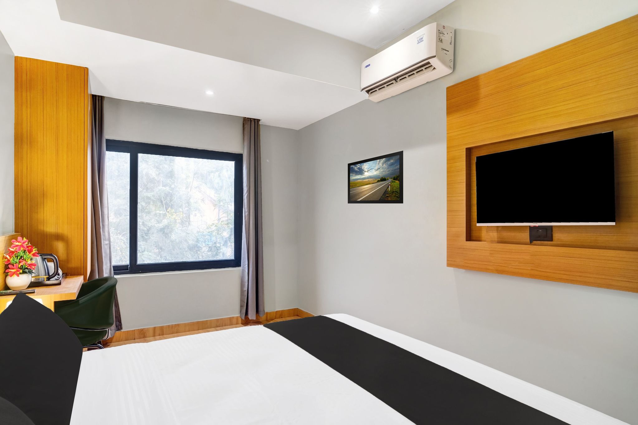 Super Townhouse Oak Sarusajai Stadium Classic 2