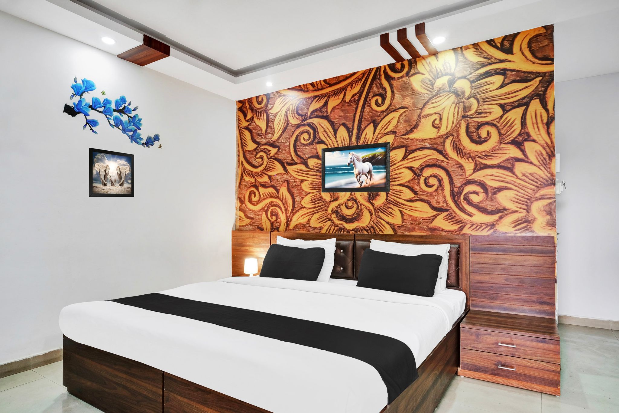 Super Townhouse Zoo Road Near Guwahati Central Formerly IR Luxuria Classic 3