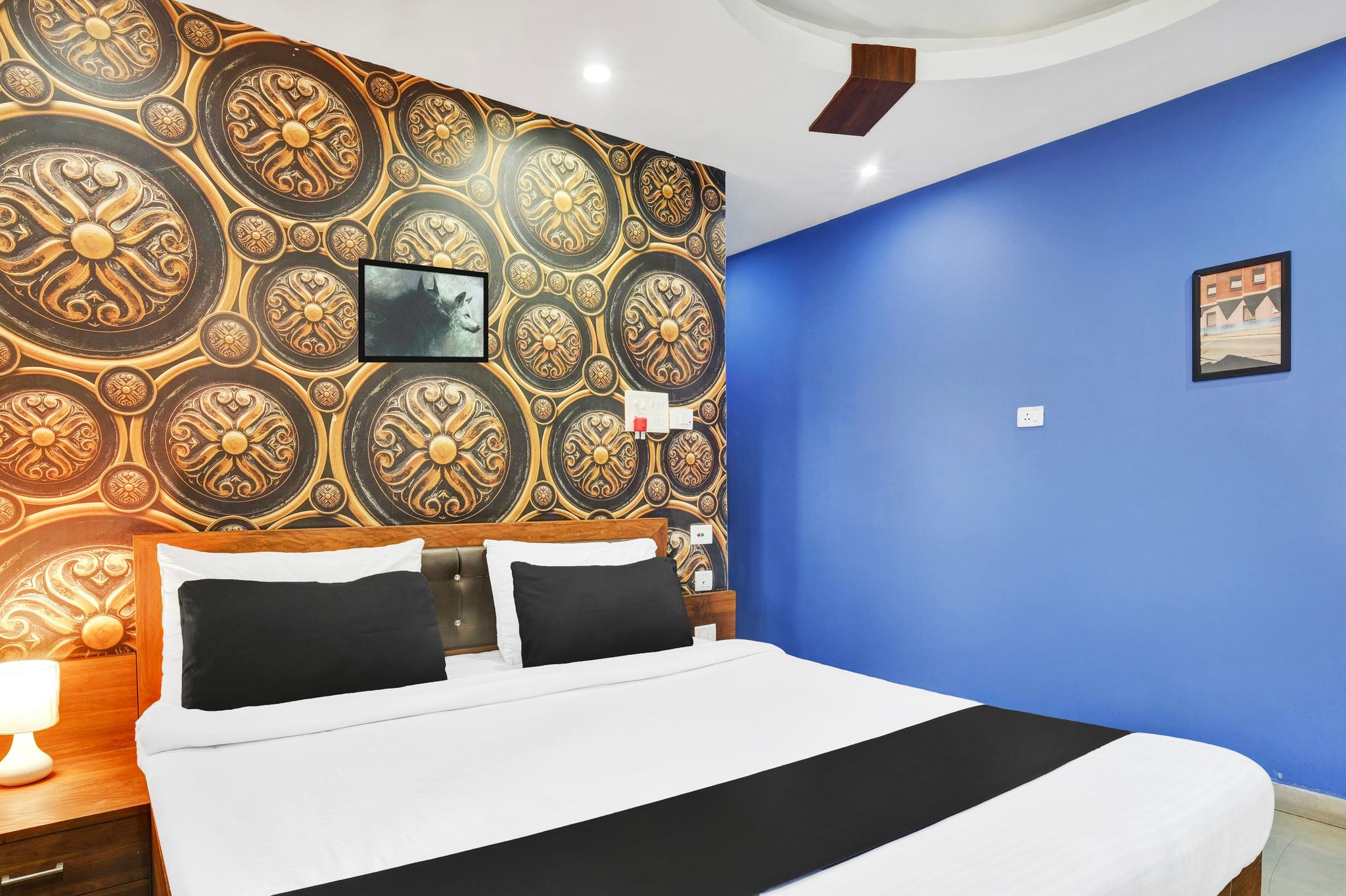 Super Townhouse Zoo Road Near Guwahati Central Formerly IR Luxuria Classic 11