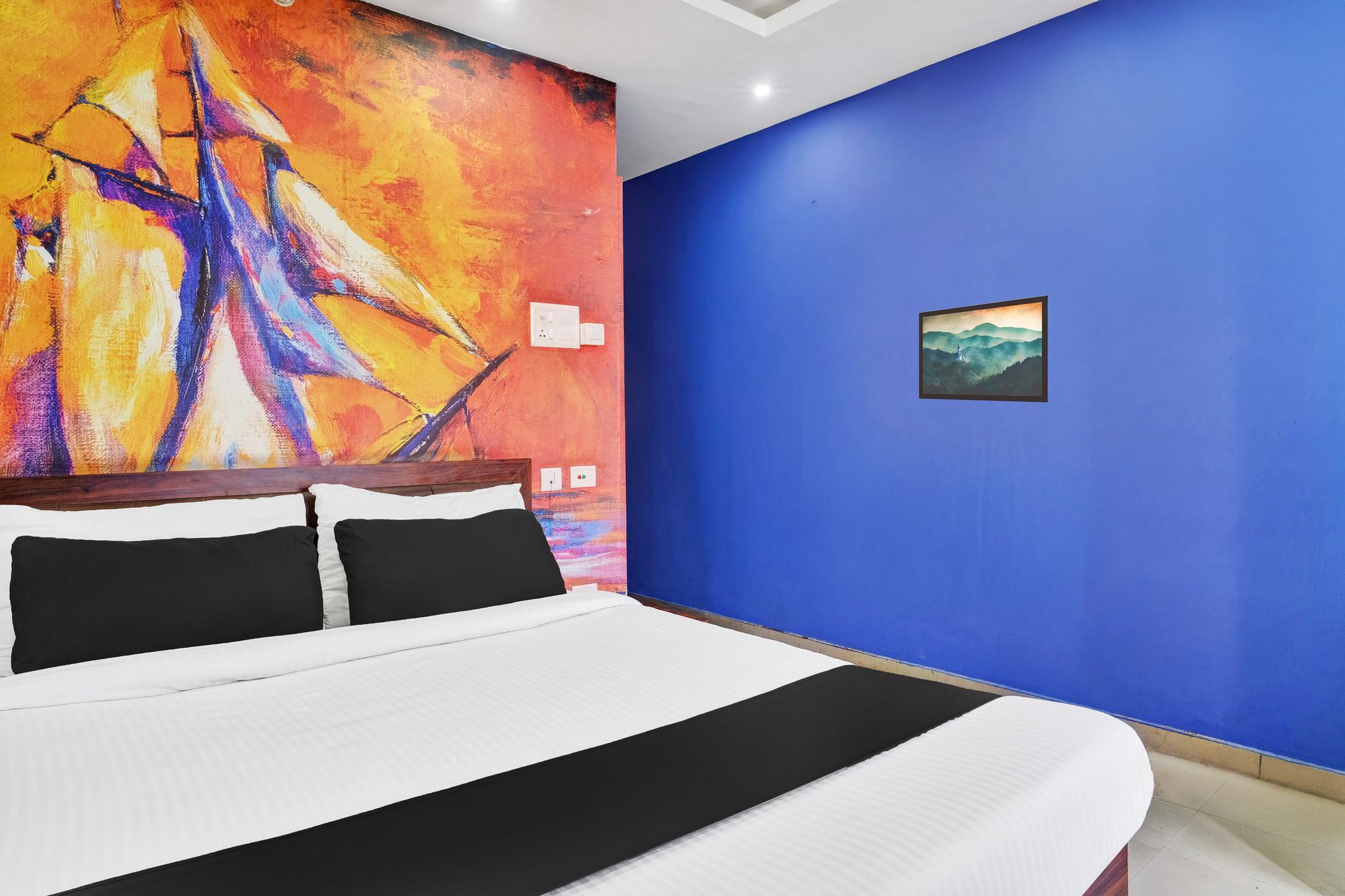 Super Townhouse Zoo Road Near Guwahati Central Formerly IR Luxuria Classic 12