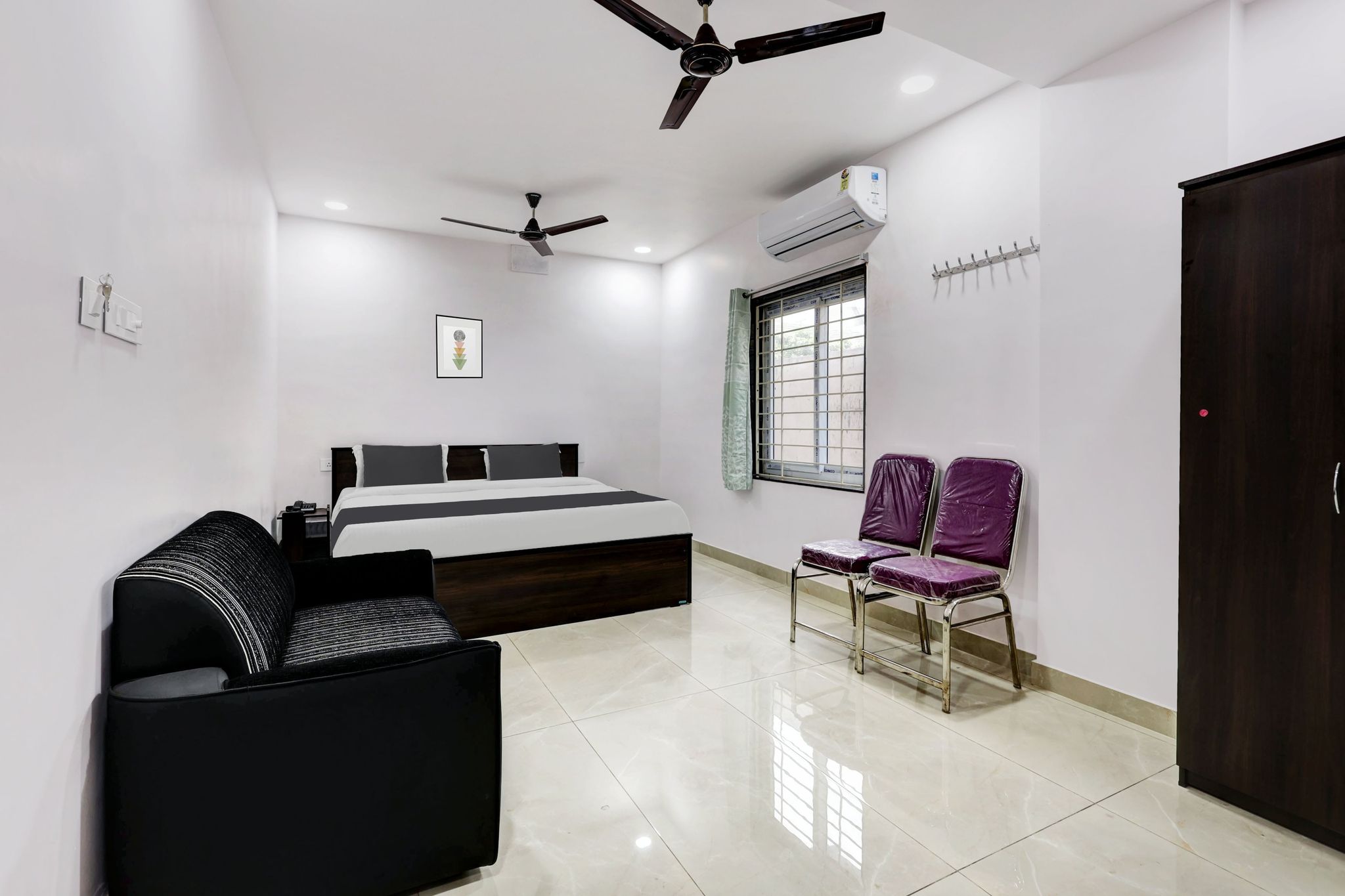 Hotel O Aditya Premier Classic 12