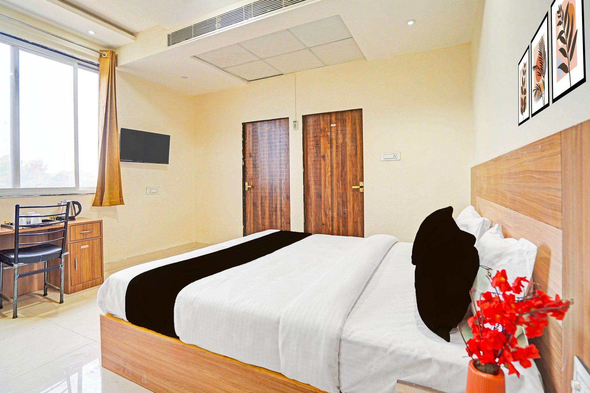 Super Hotel O Kalpi Road Formerly Hotel Gajanand Classic 12