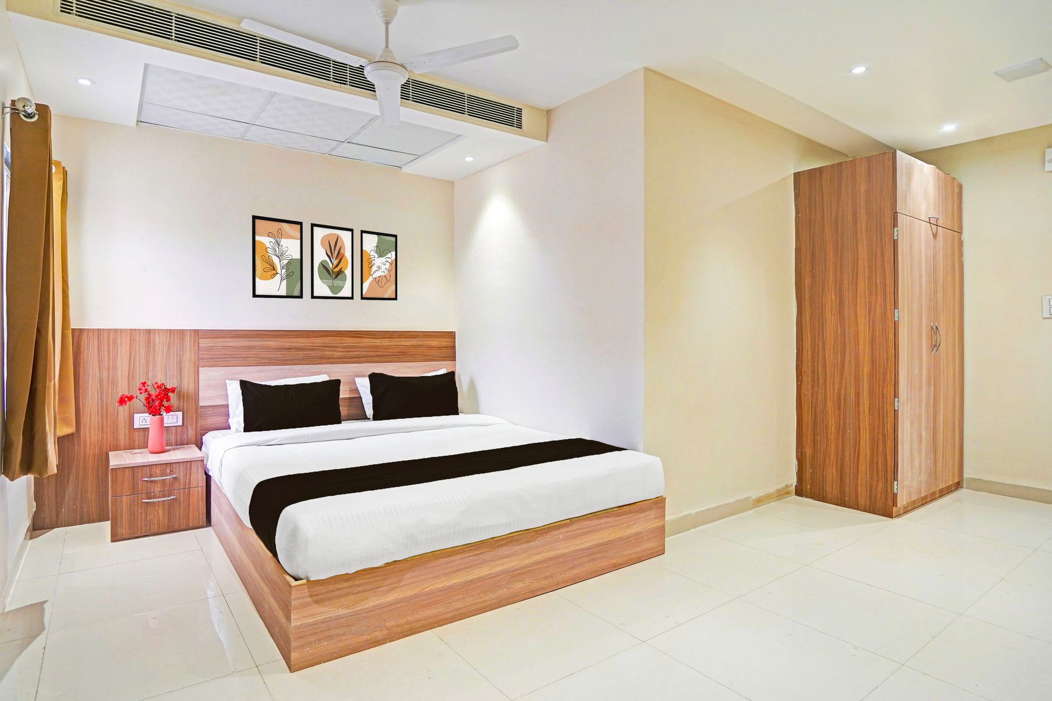 Super Hotel O Kalpi Road Formerly Hotel Gajanand Classic 10