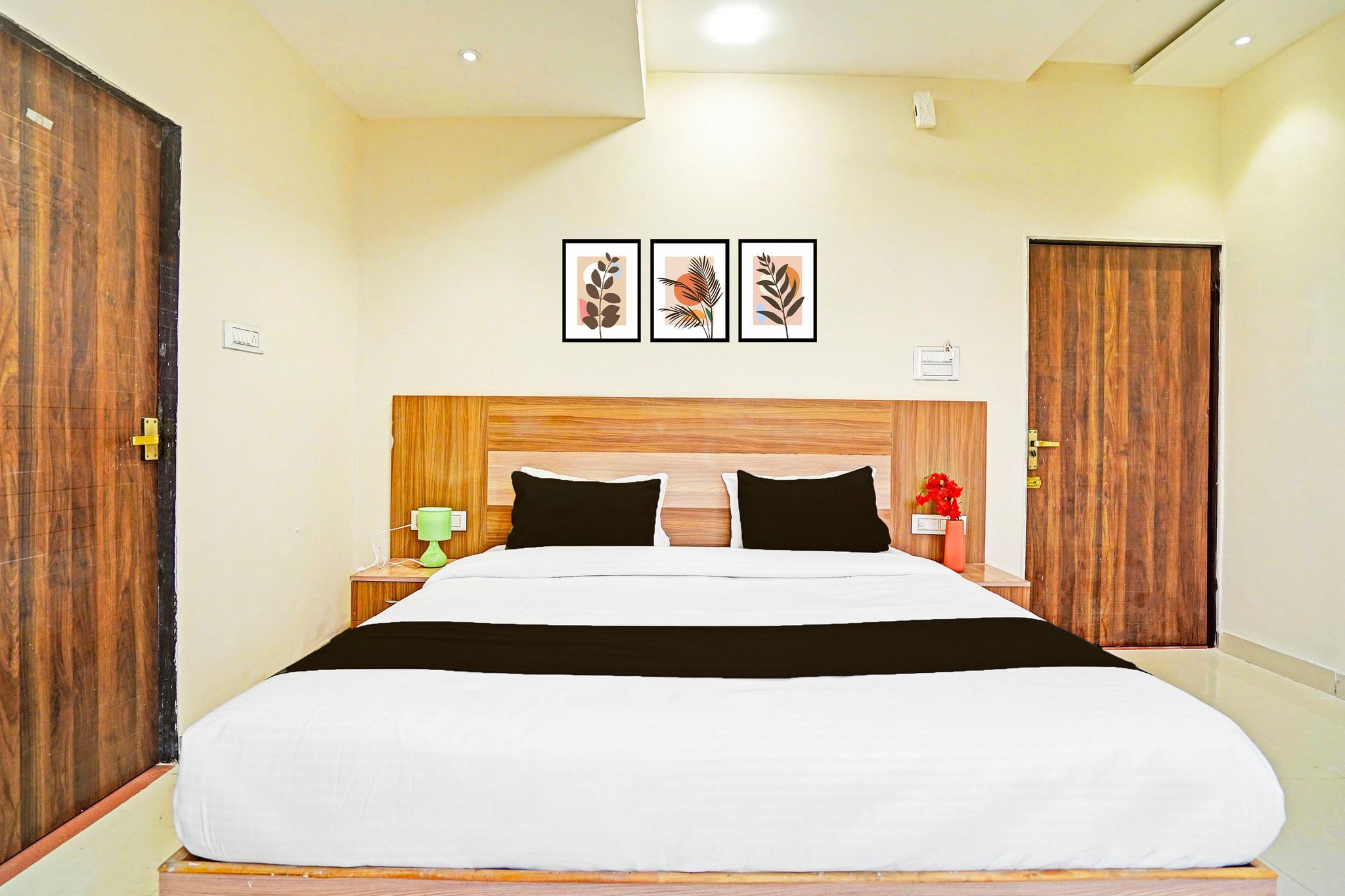 Super Hotel O Kalpi Road Formerly Hotel Gajanand Classic 6