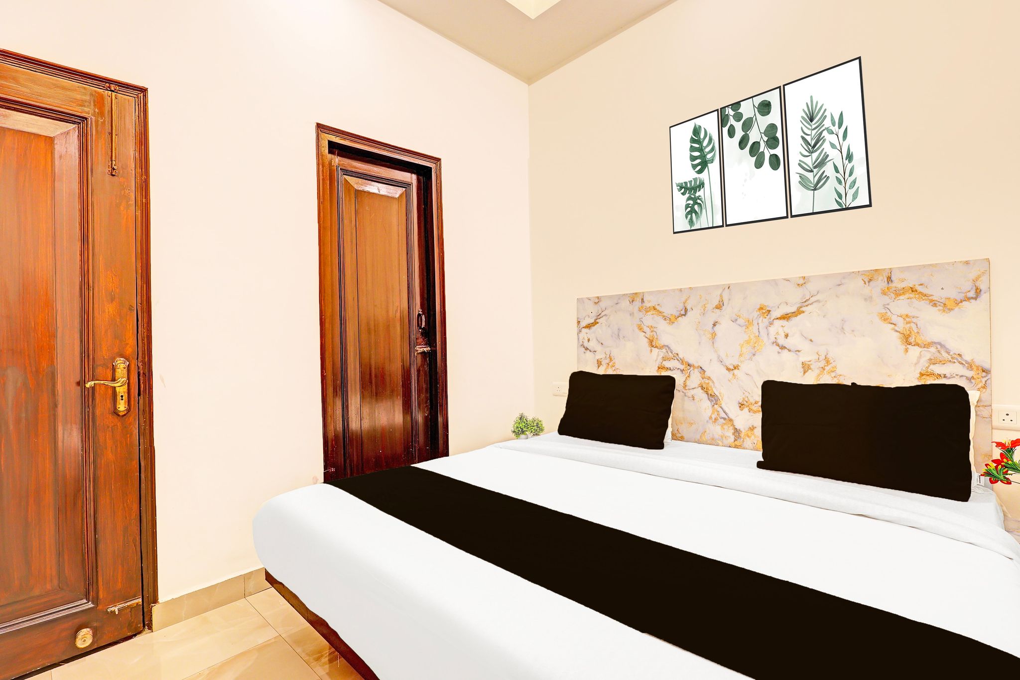 The Krishna's Bliss Classic 4