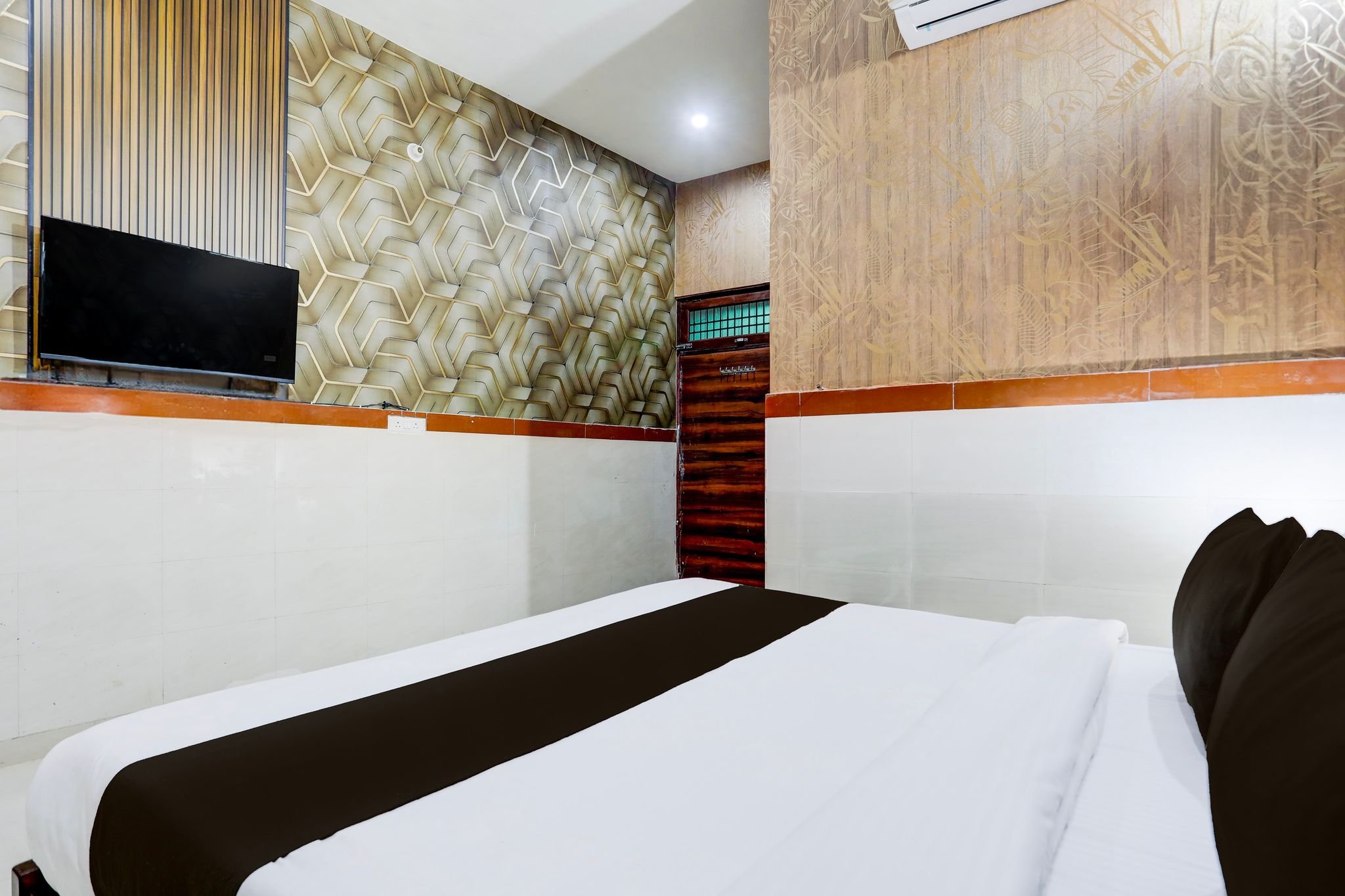 SPOT ON Brijwasi guest house Classic 10