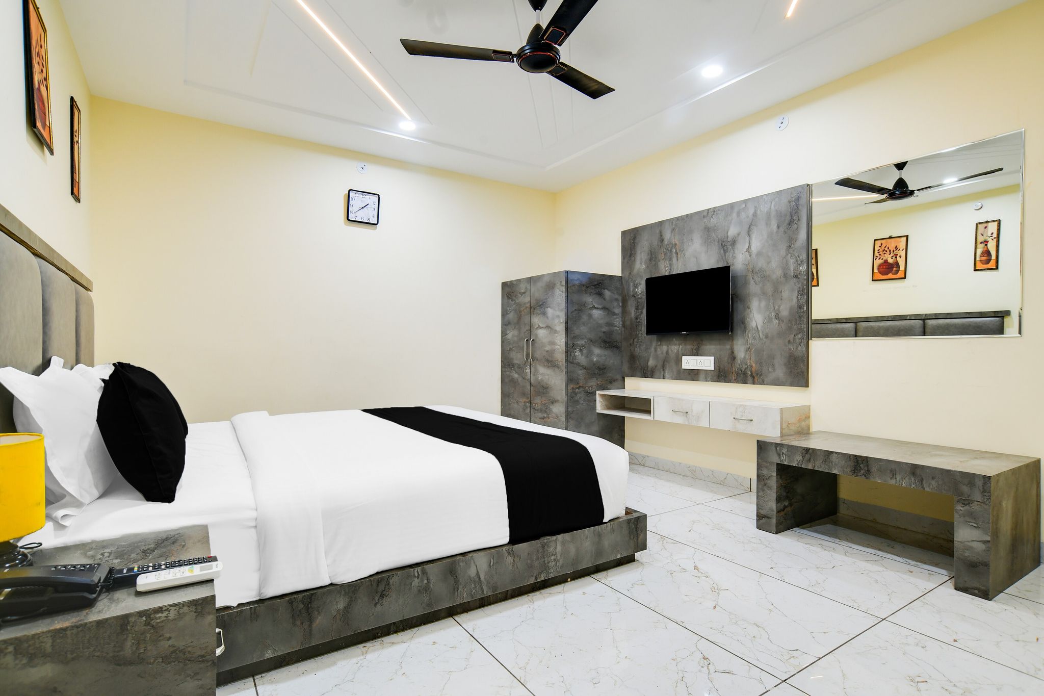 Hotel O RichFeel Classic 12