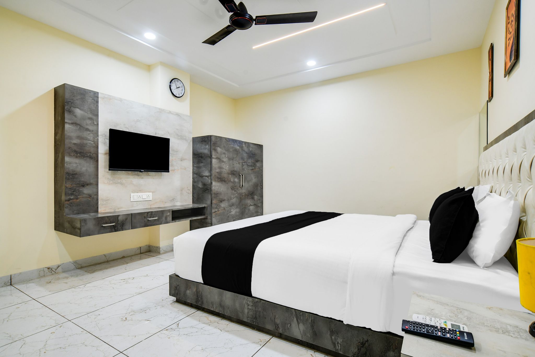 Hotel O RichFeel Classic 4