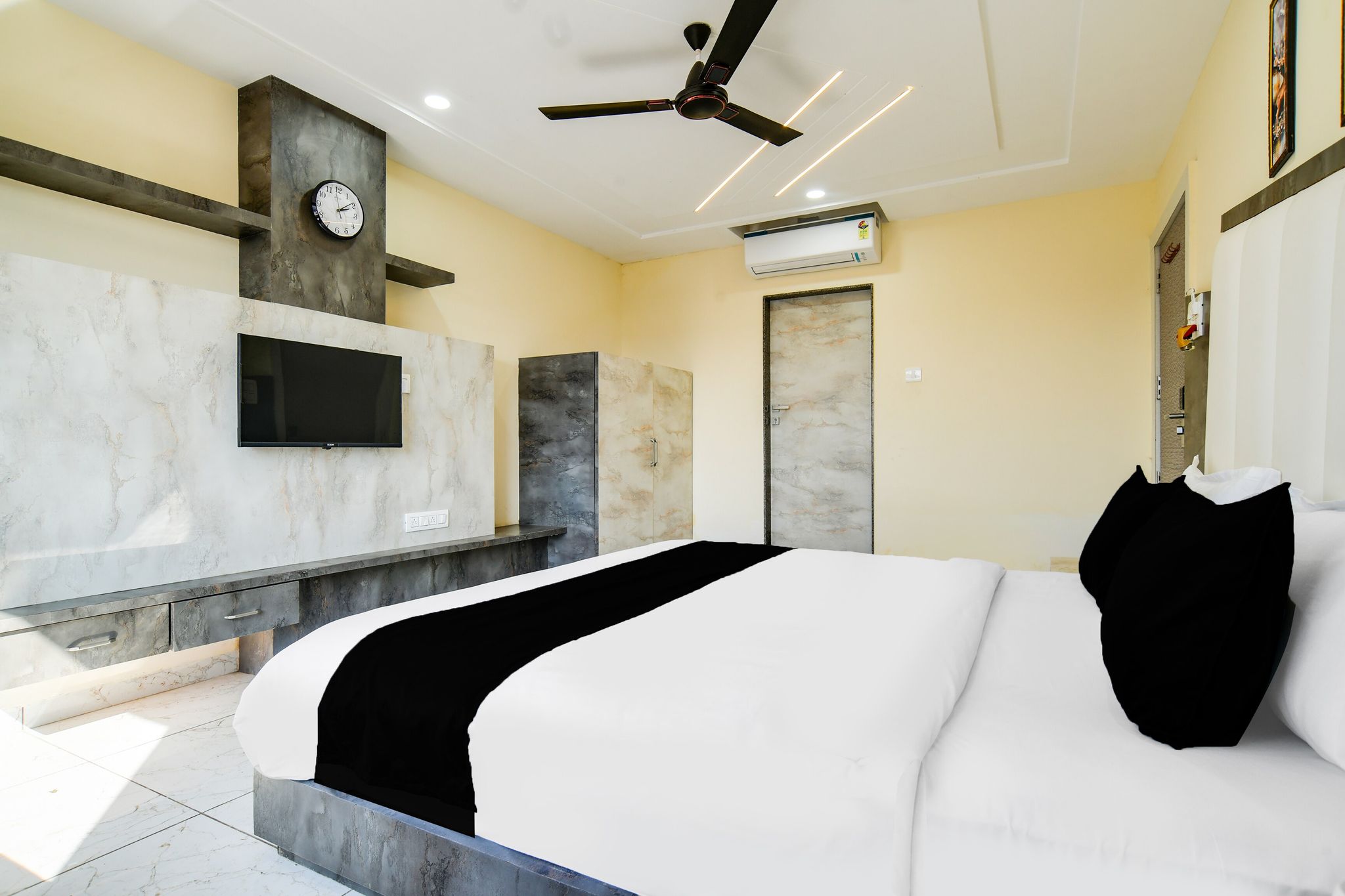 Hotel O RichFeel Classic 9