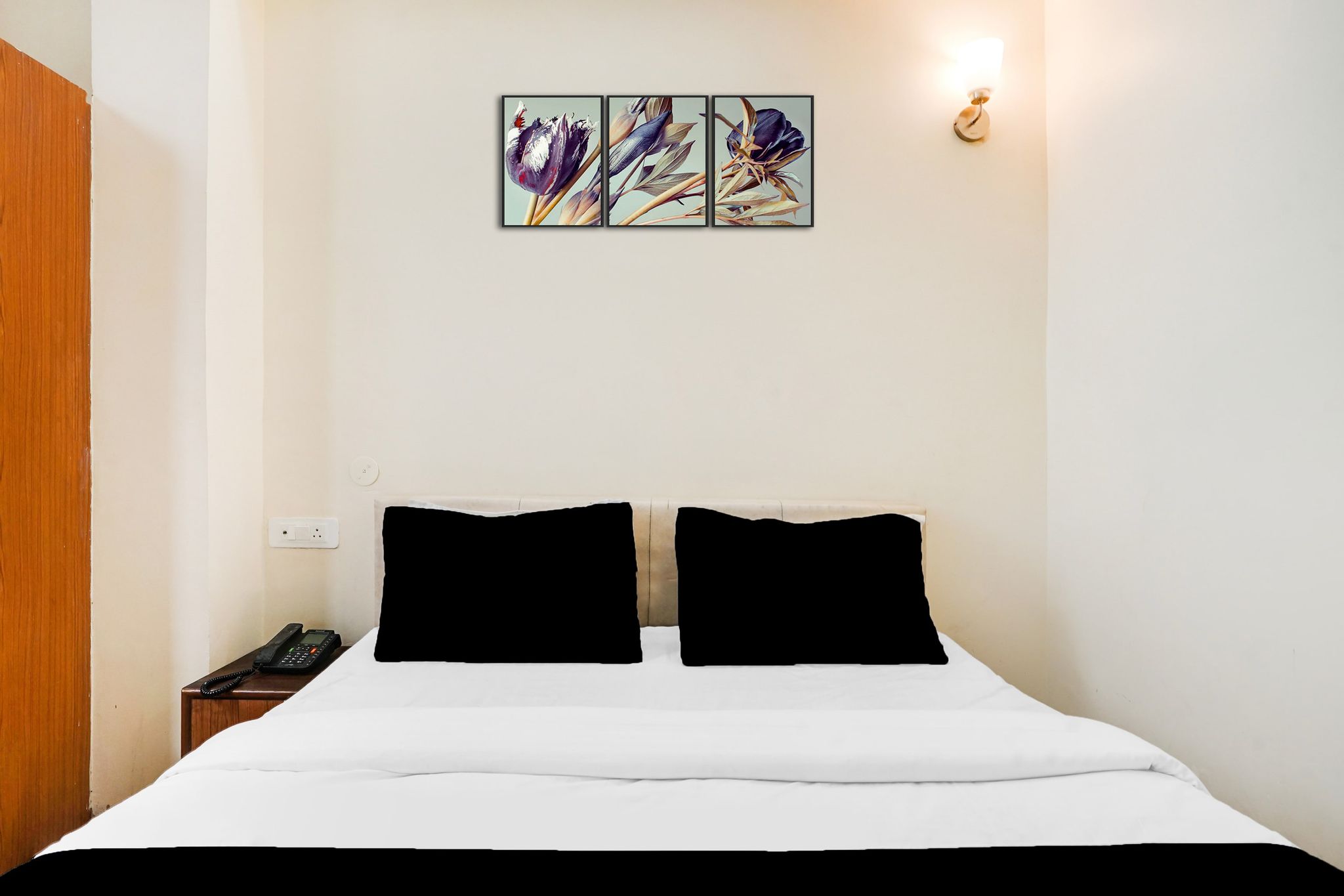 Super Hotel O Collectorate Circle Formerly Hotel Dhamu Classic 11