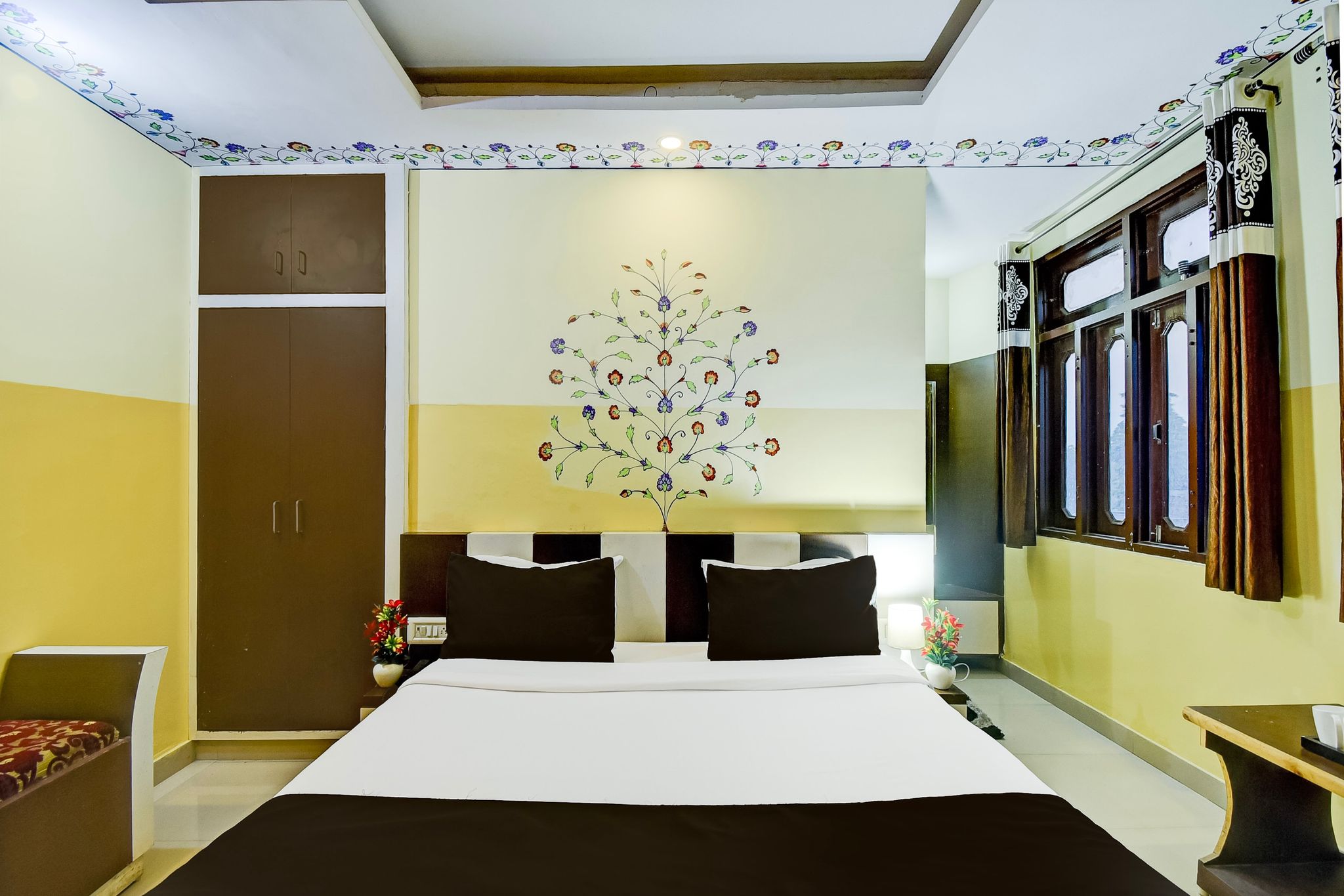 Super Collection O Ramgarh Mod Near Hawa Mahal Formerly Hotel NG Palace Classic 6