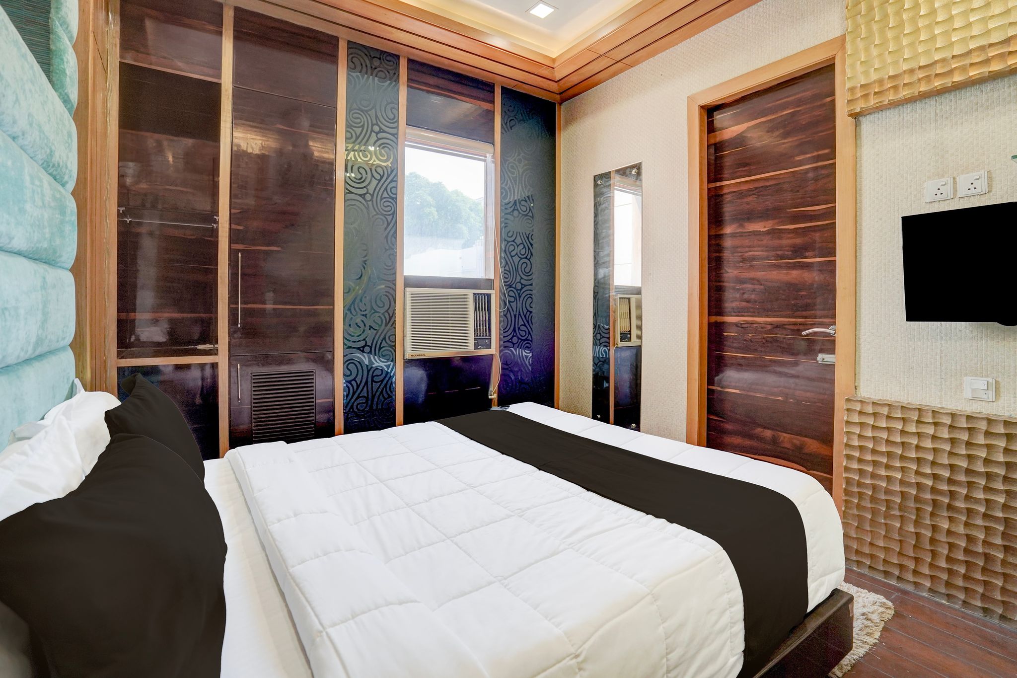 Palette by CheckIn Swaroop Nagar Formerly Shanti Kutir Classic 10