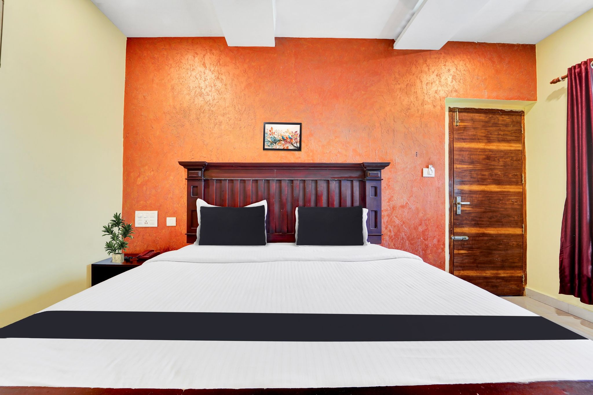 Super Townhouse Ernakulam North Classic 8