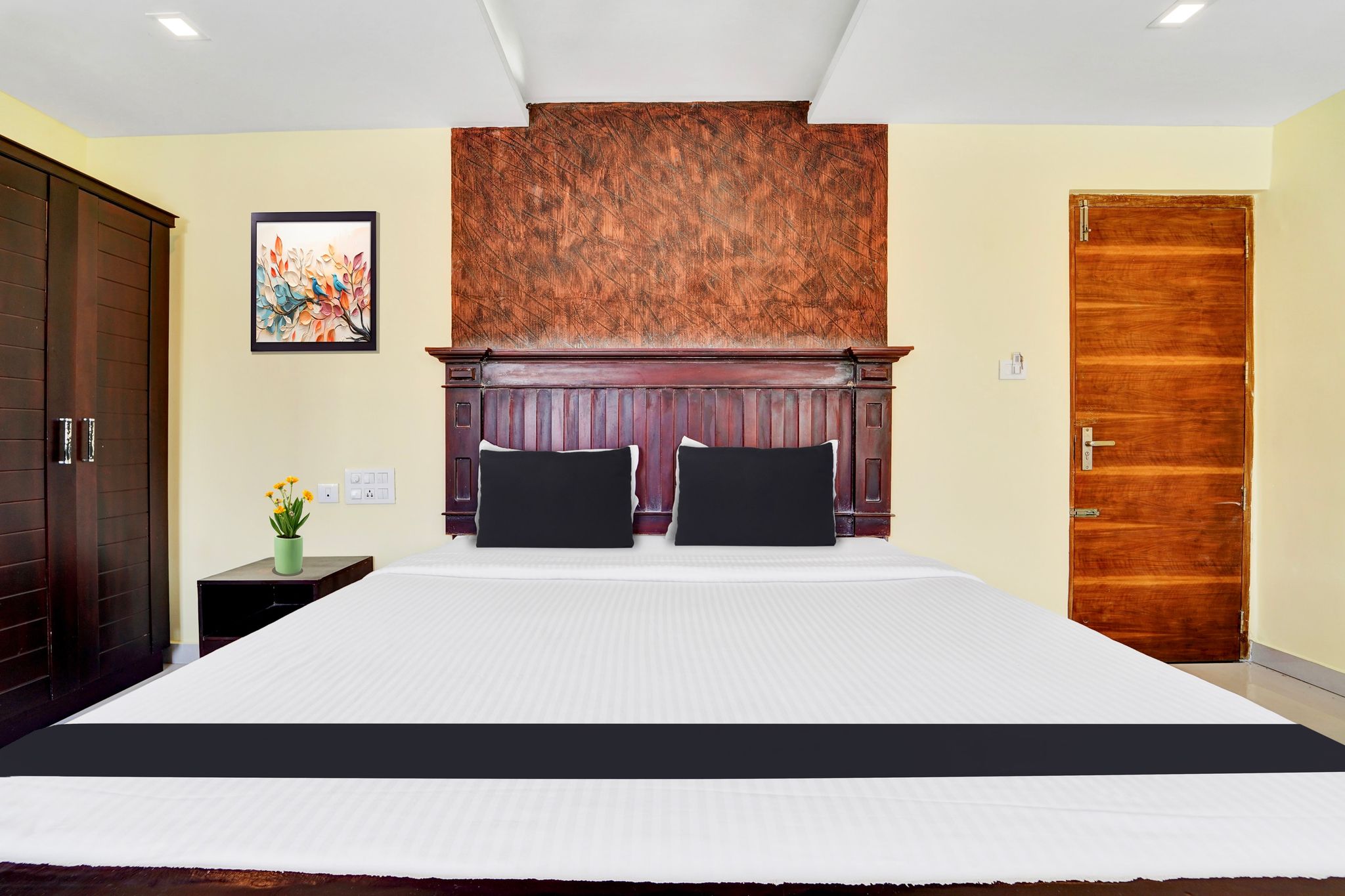 Super Townhouse Ernakulam North Classic 12